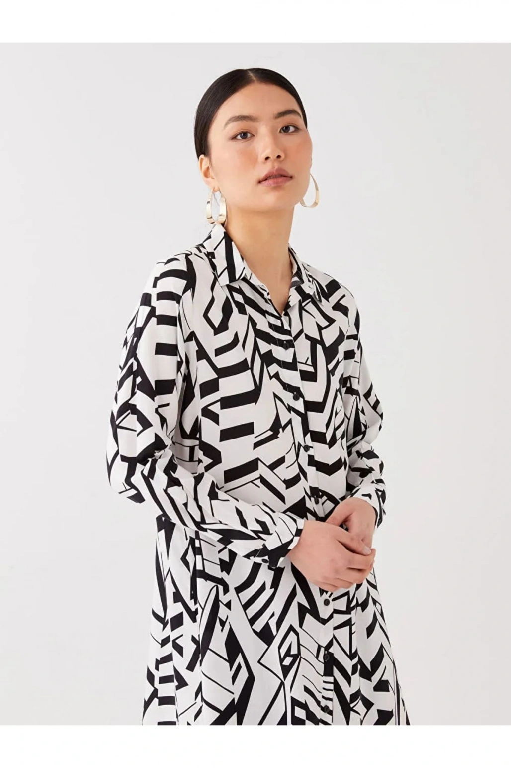 LCWAIKIKI Classic Bej Desenli Kadın Gömlek Tunik