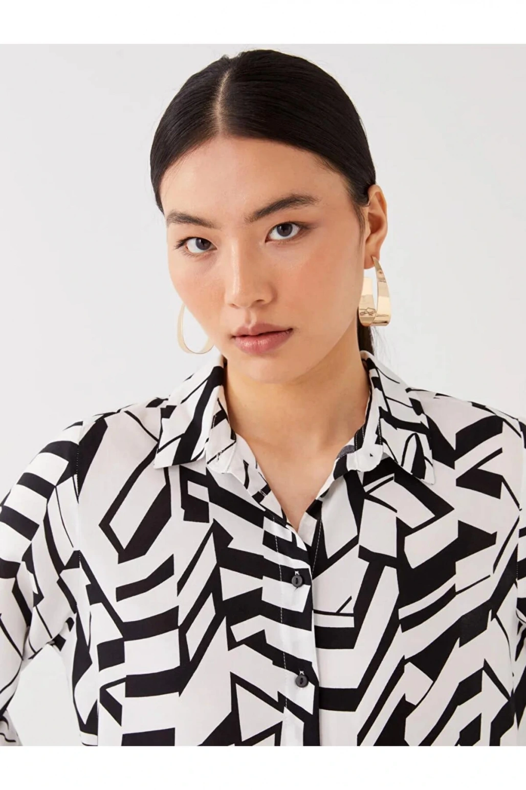 LCWAIKIKI Classic Bej Desenli Kadın Gömlek Tunik