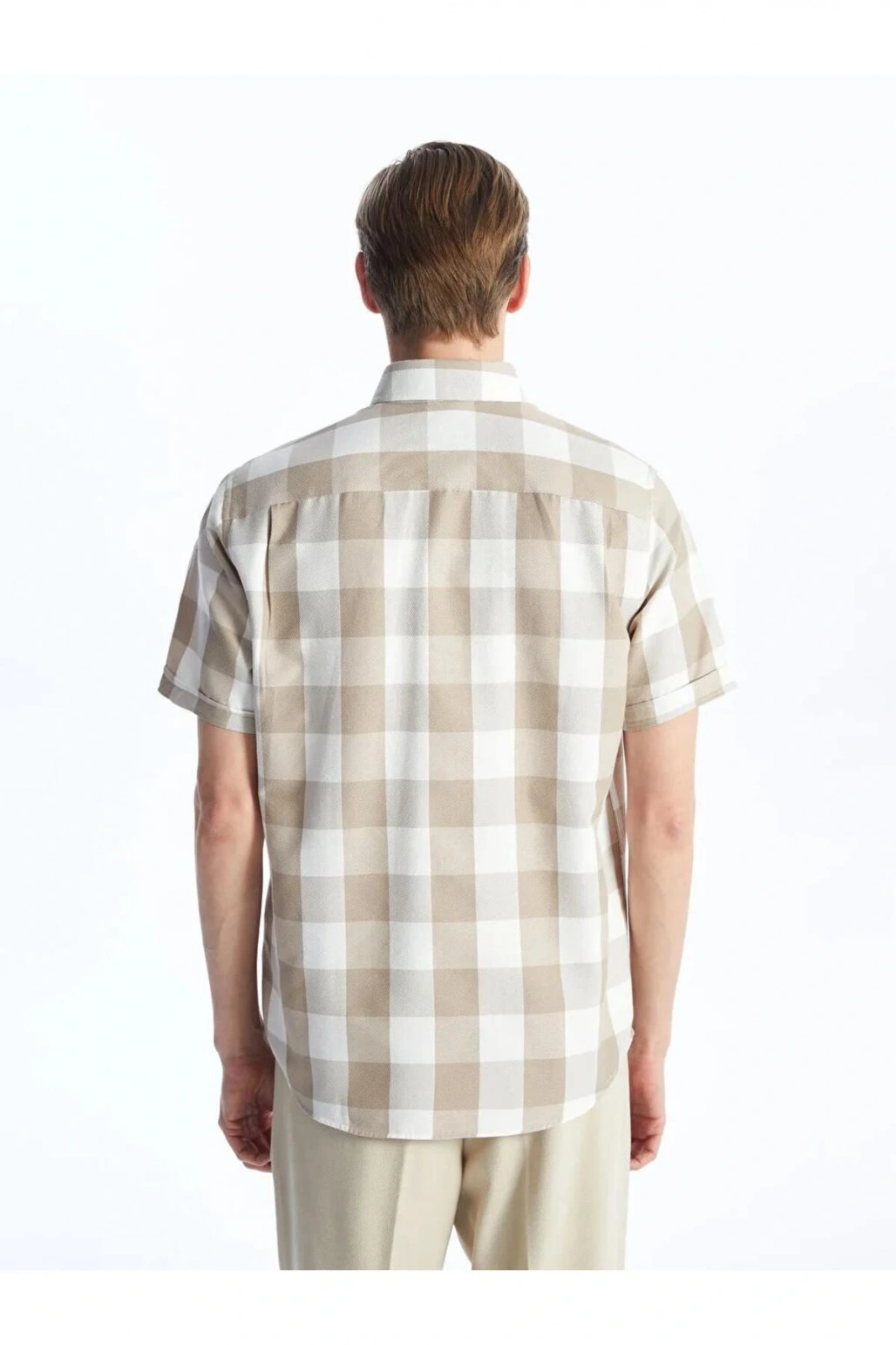 LCWAIKIKI Classic Bej Regular Fit Kısa Kollu Ekose Armürlü Erkek Gömlek