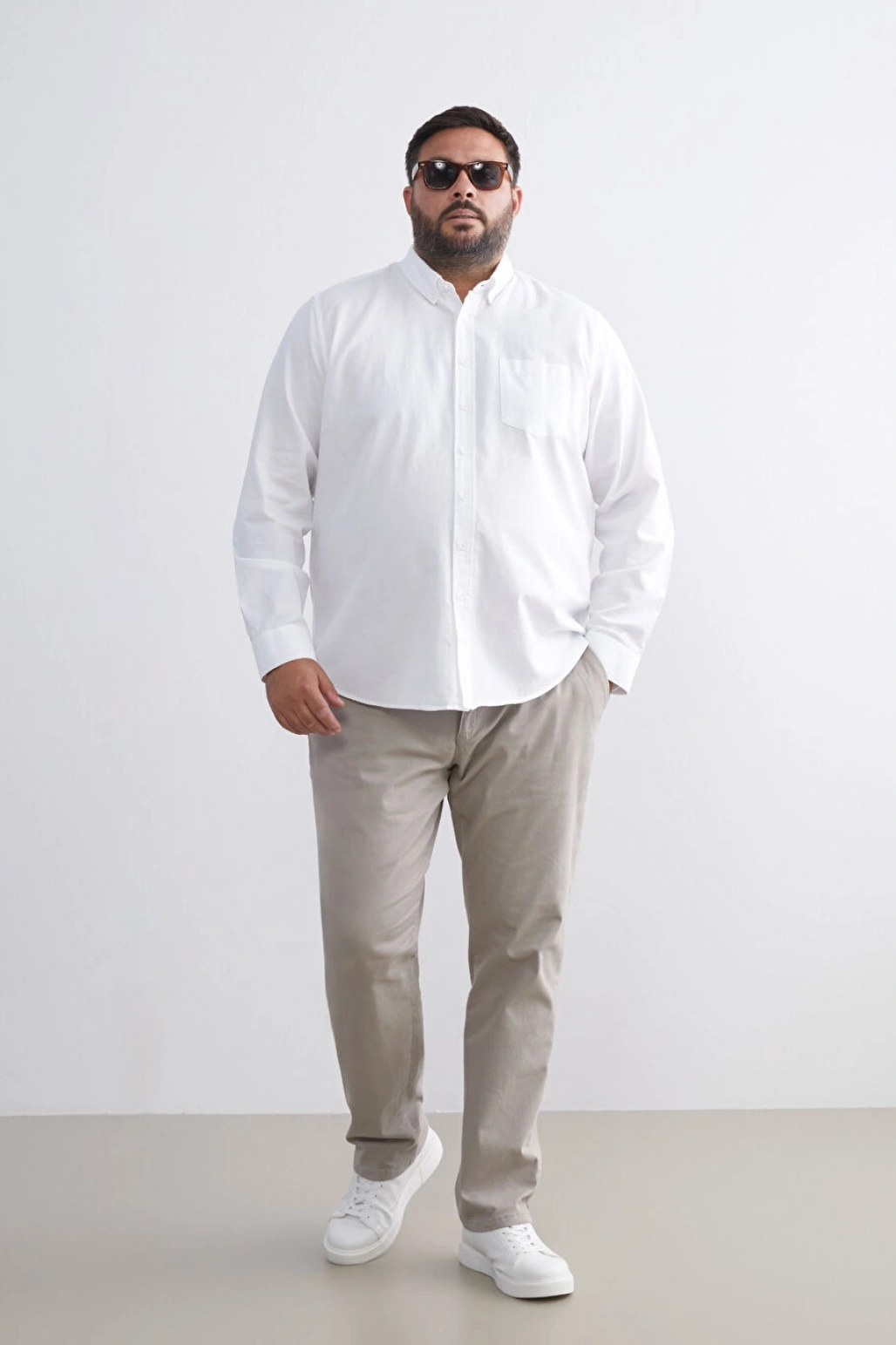 LCWAIKIKI Classic Bej Standart Kalıp Gabardin Erkek Chino Pantolon