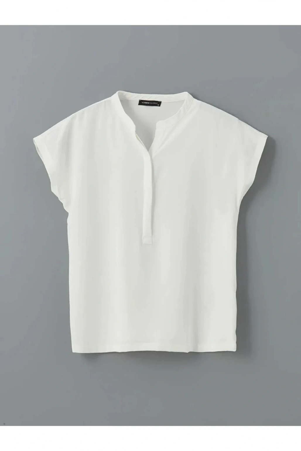 LCWAIKIKI Classic Beyaz Kaçık Yaka Kadın Bluz