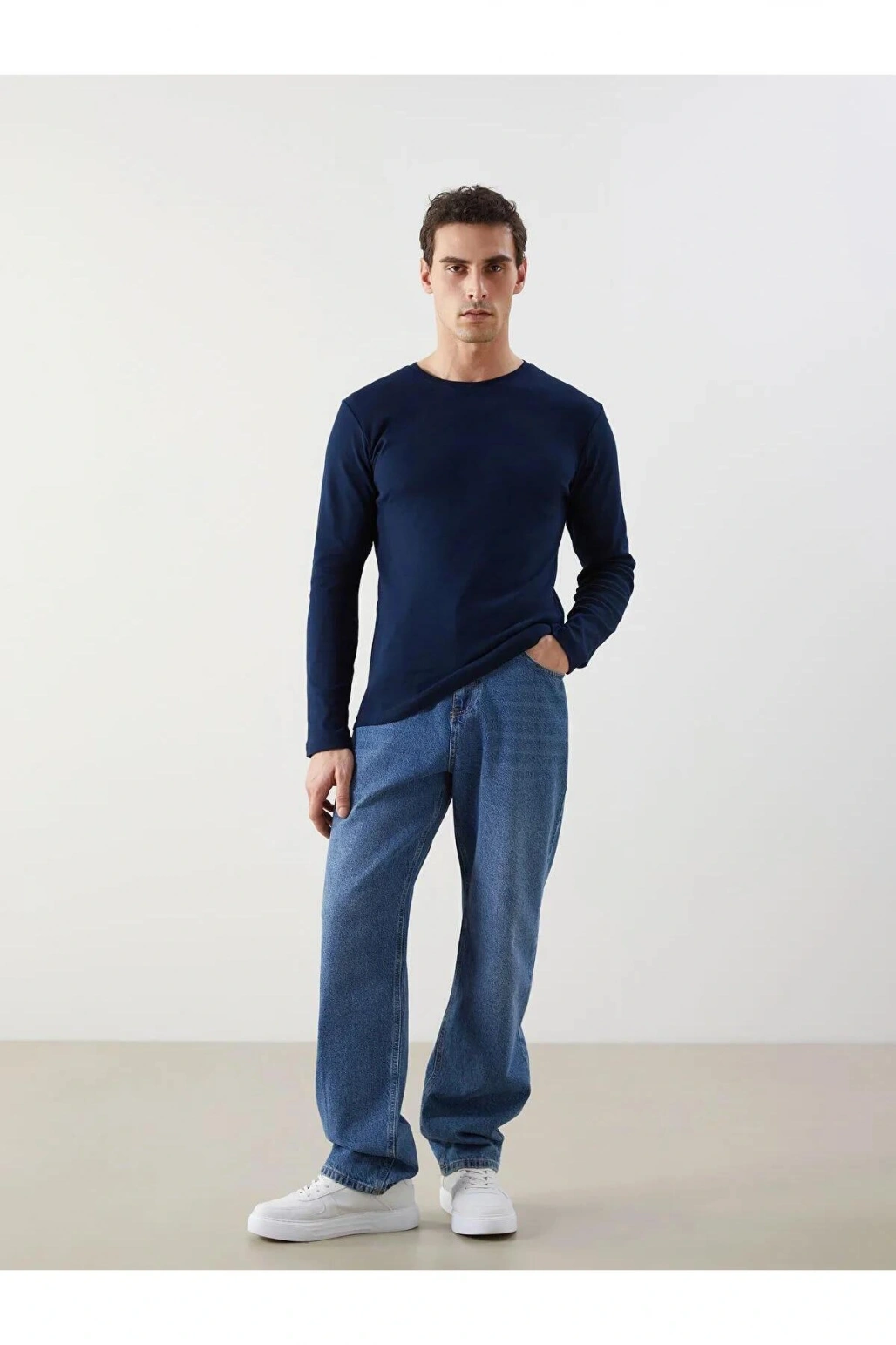 LCWAIKIKI Classic Bisiklet Yaka Erkek Sweatshirt (W5)