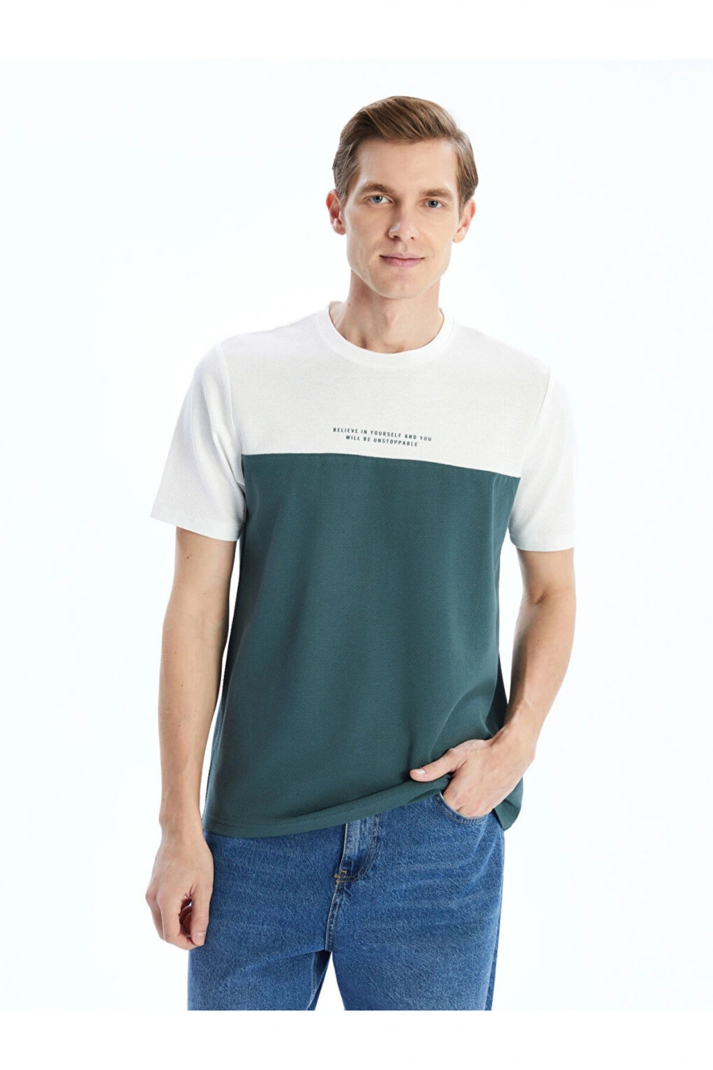 LCWAIKIKI Classic Bisiklet Yaka Kısa Kollu Renk Bloklu Erkek Tişört