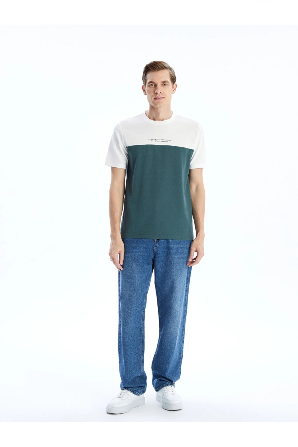 LCWAIKIKI Classic Bisiklet Yaka Kısa Kollu Renk Bloklu Erkek Tişört