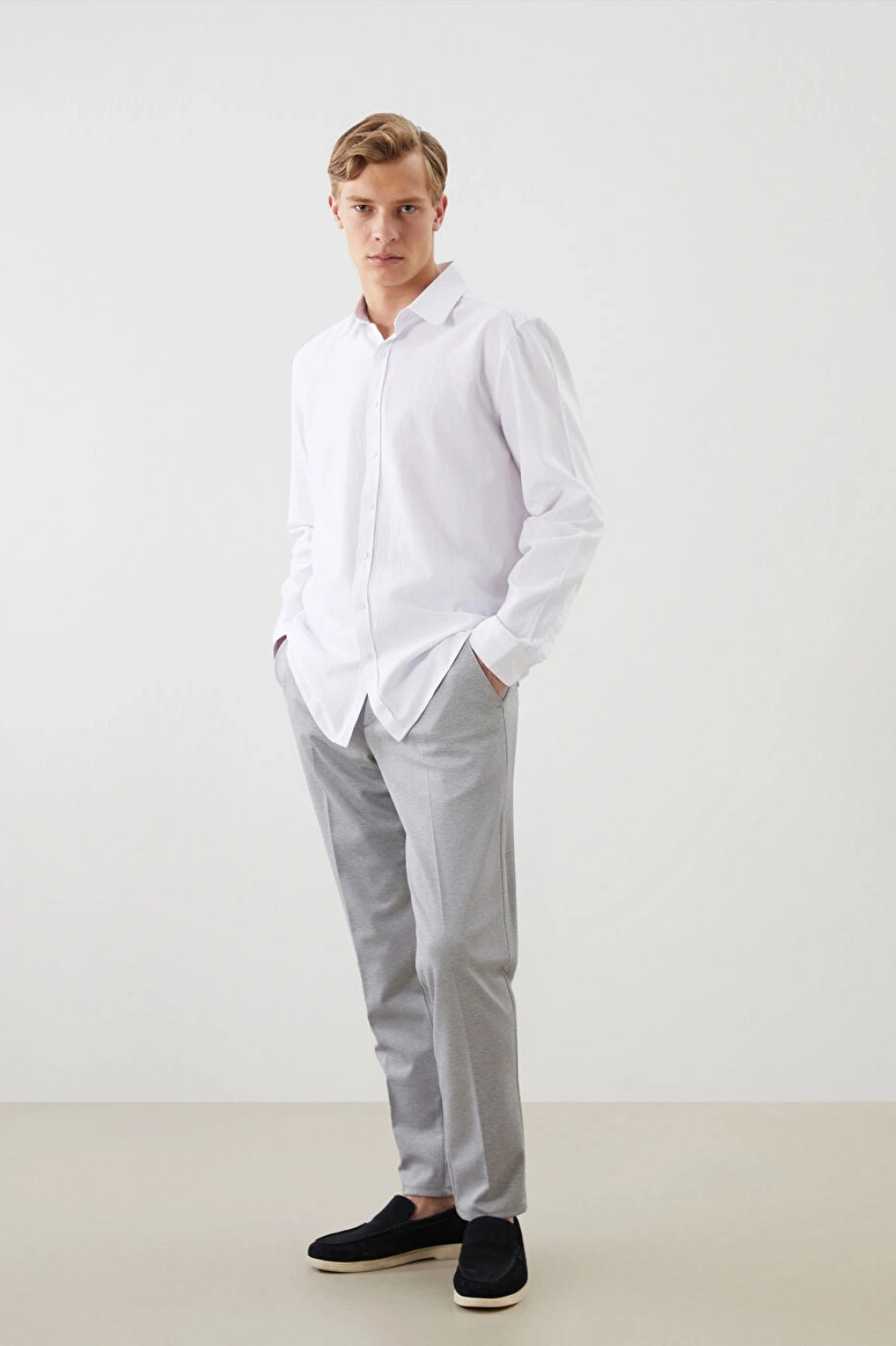 LCWAIKIKI Classic Gri Dar Kalıp Erkek Chino Pantolon