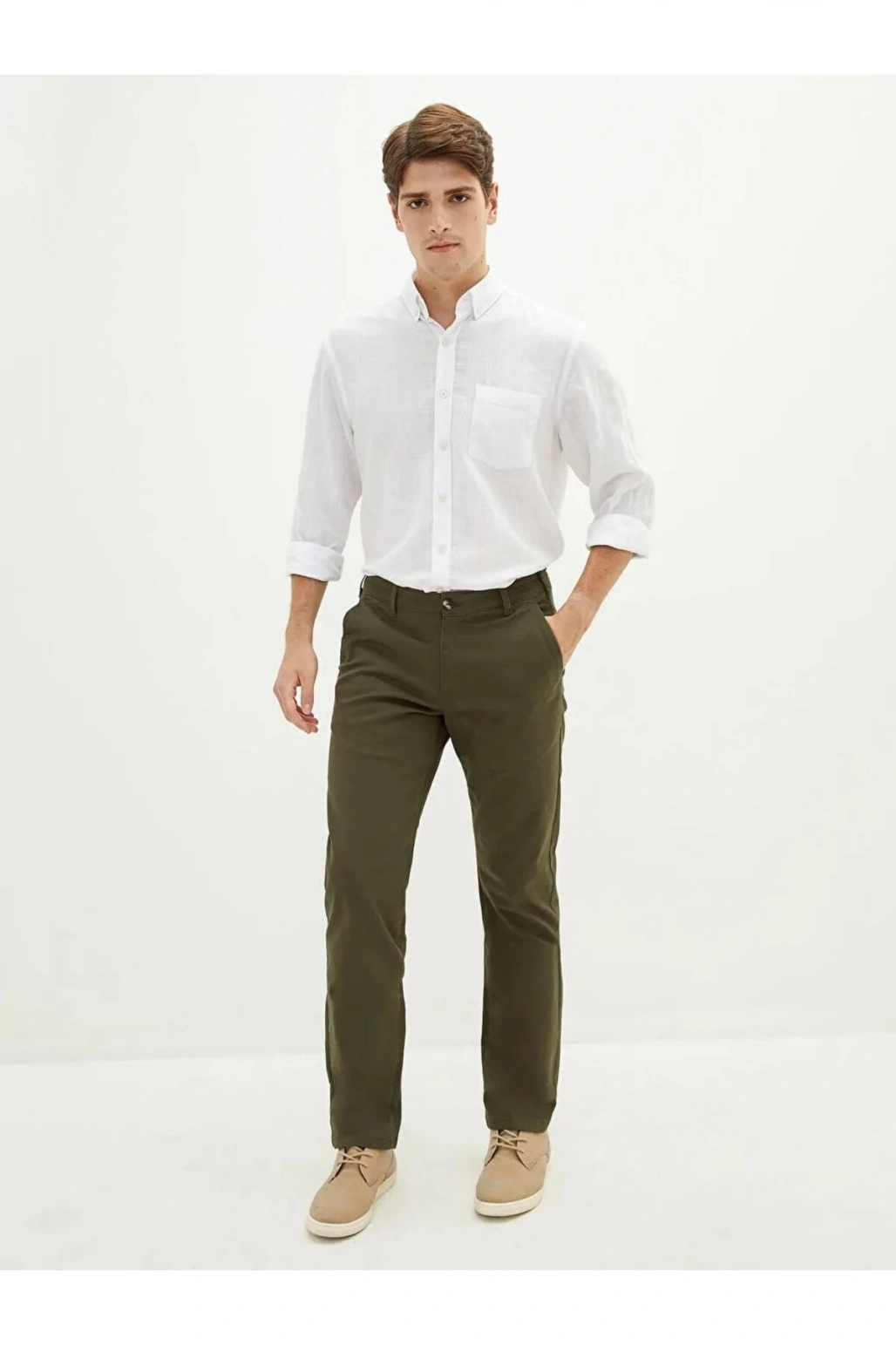 LCWAIKIKI Classic Haki Normal Kalıp Gabardin Erkek Chino Pantolon