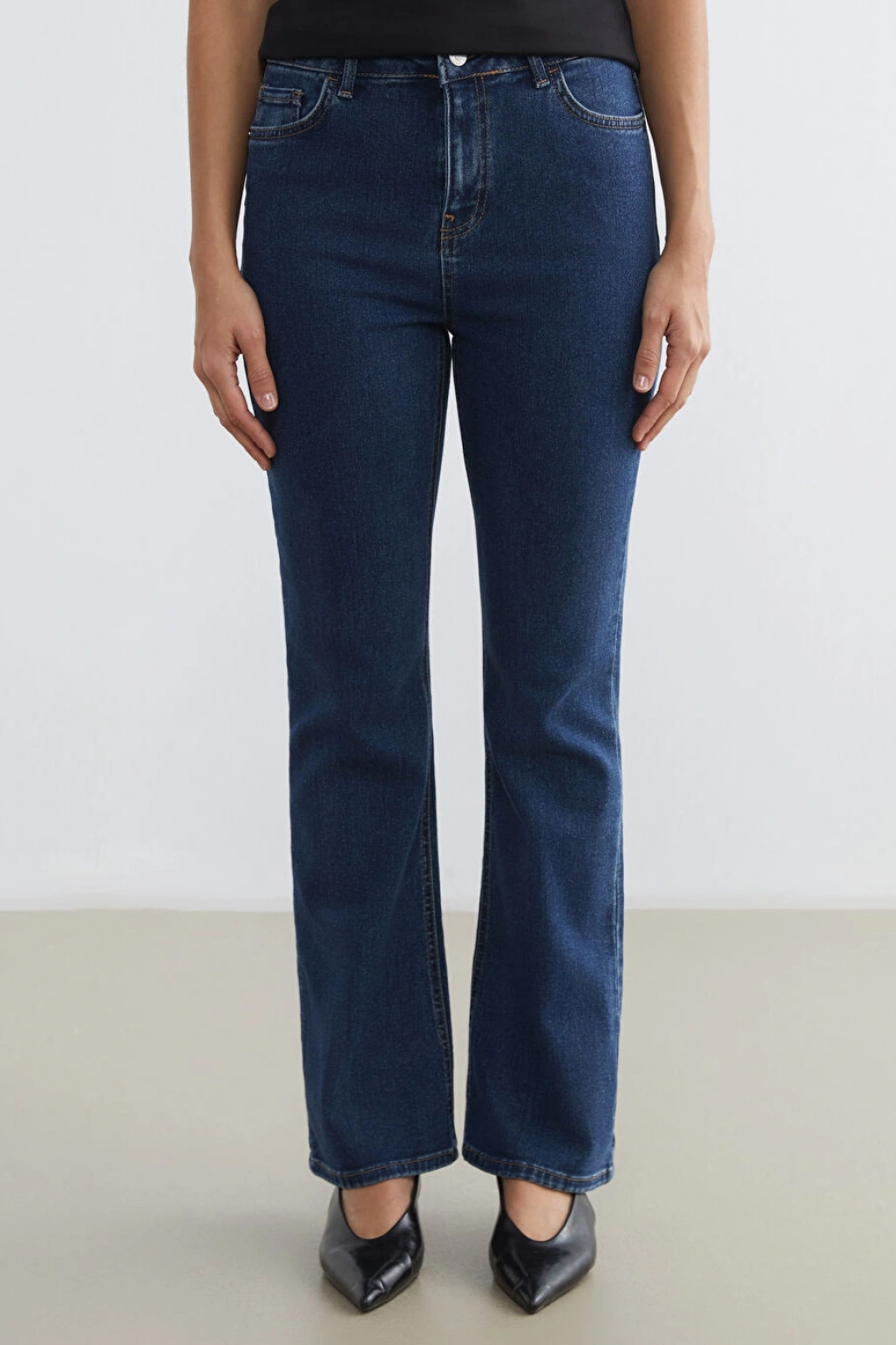 LCWAIKIKI Classic Indigo Flare Kadın Jean Pantolon