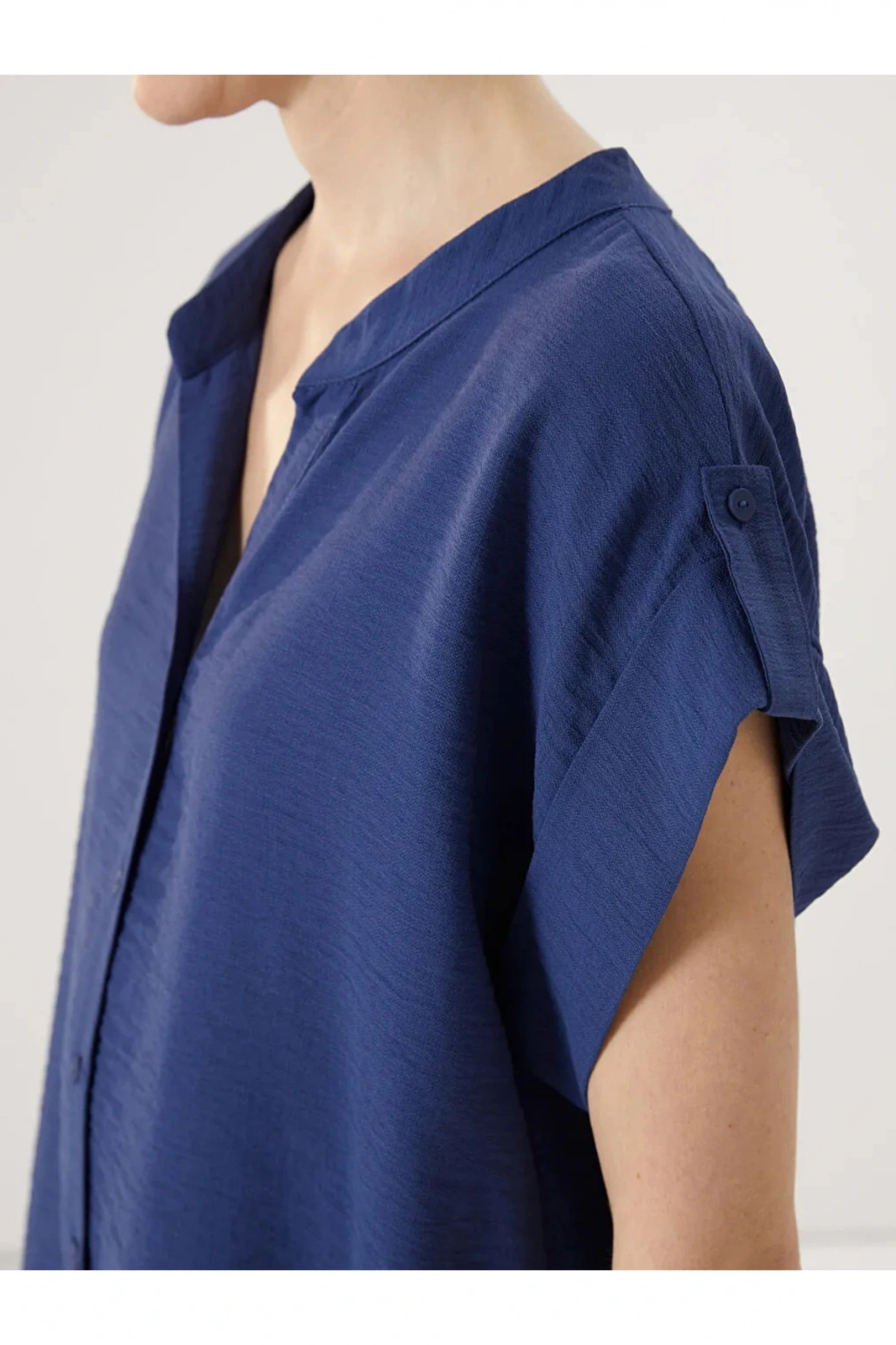 LCWAIKIKI Classic Kaçık Yaka Oversize Kadın Bluz