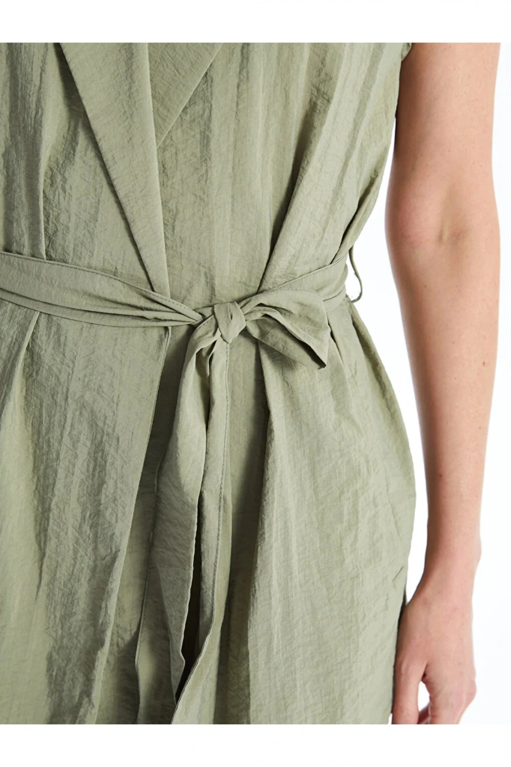 LCWAIKIKI Classic Kadın Kruvaze Yaka Düz Yelek