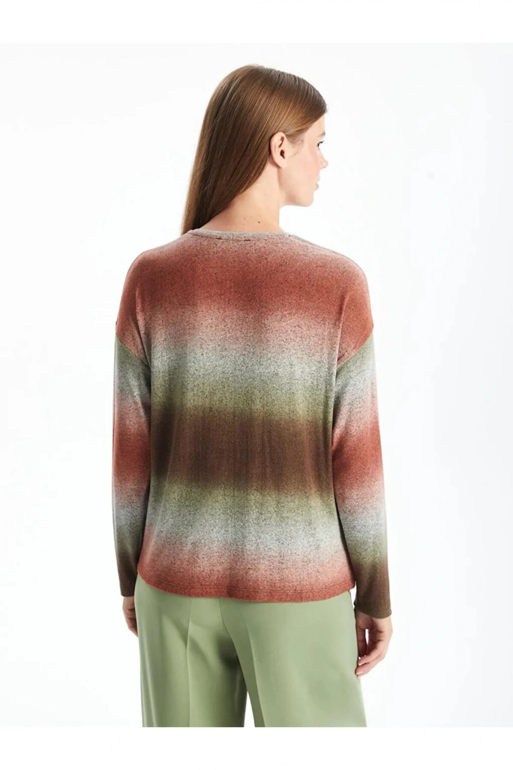 LCWAIKIKI Classic Kahverengi Bisiklet Yaka Batik Kadın Tişört