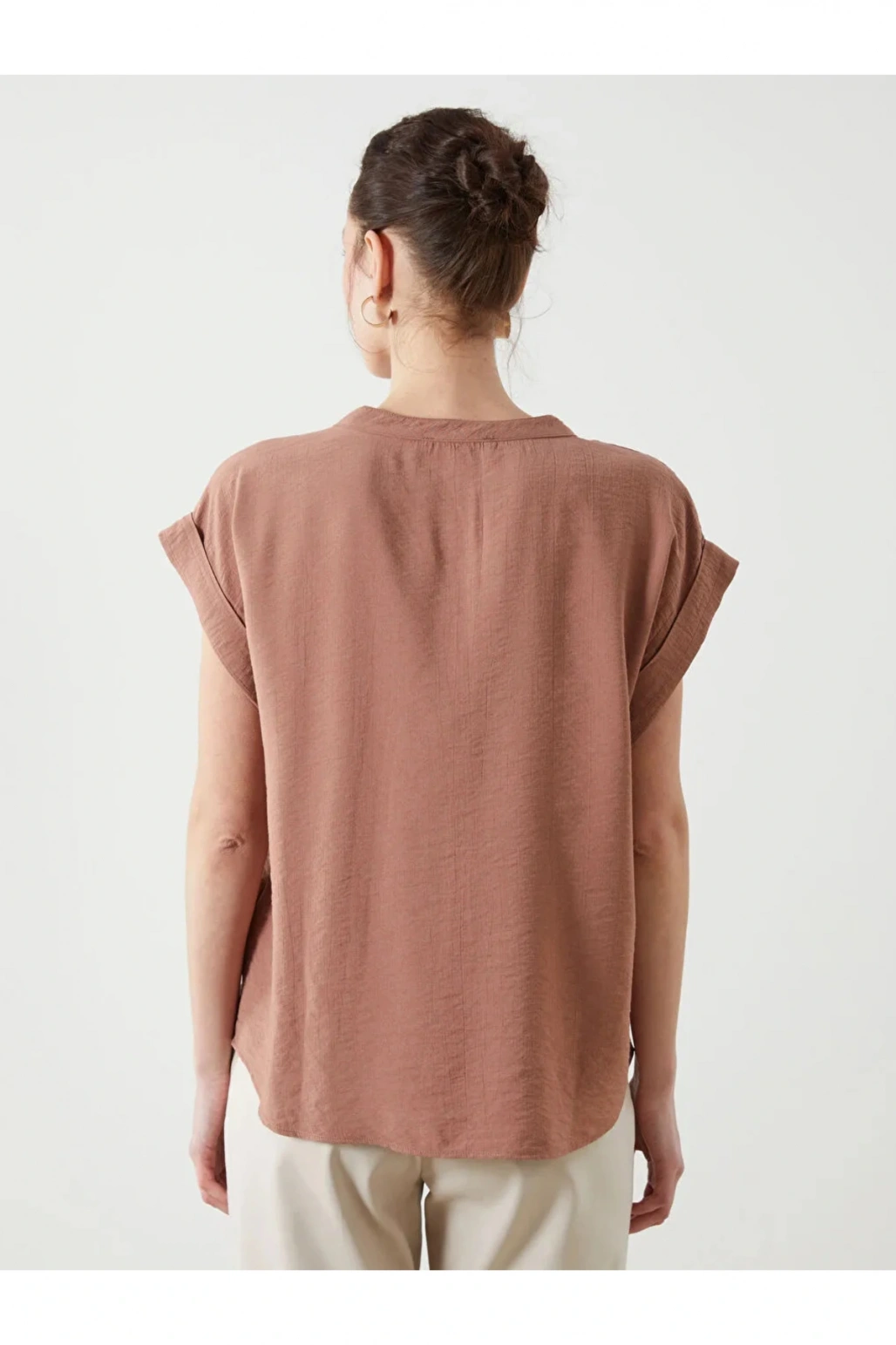 LCWAIKIKI Classic Kahverengi Kaçık Yaka Kadın Bluz T T