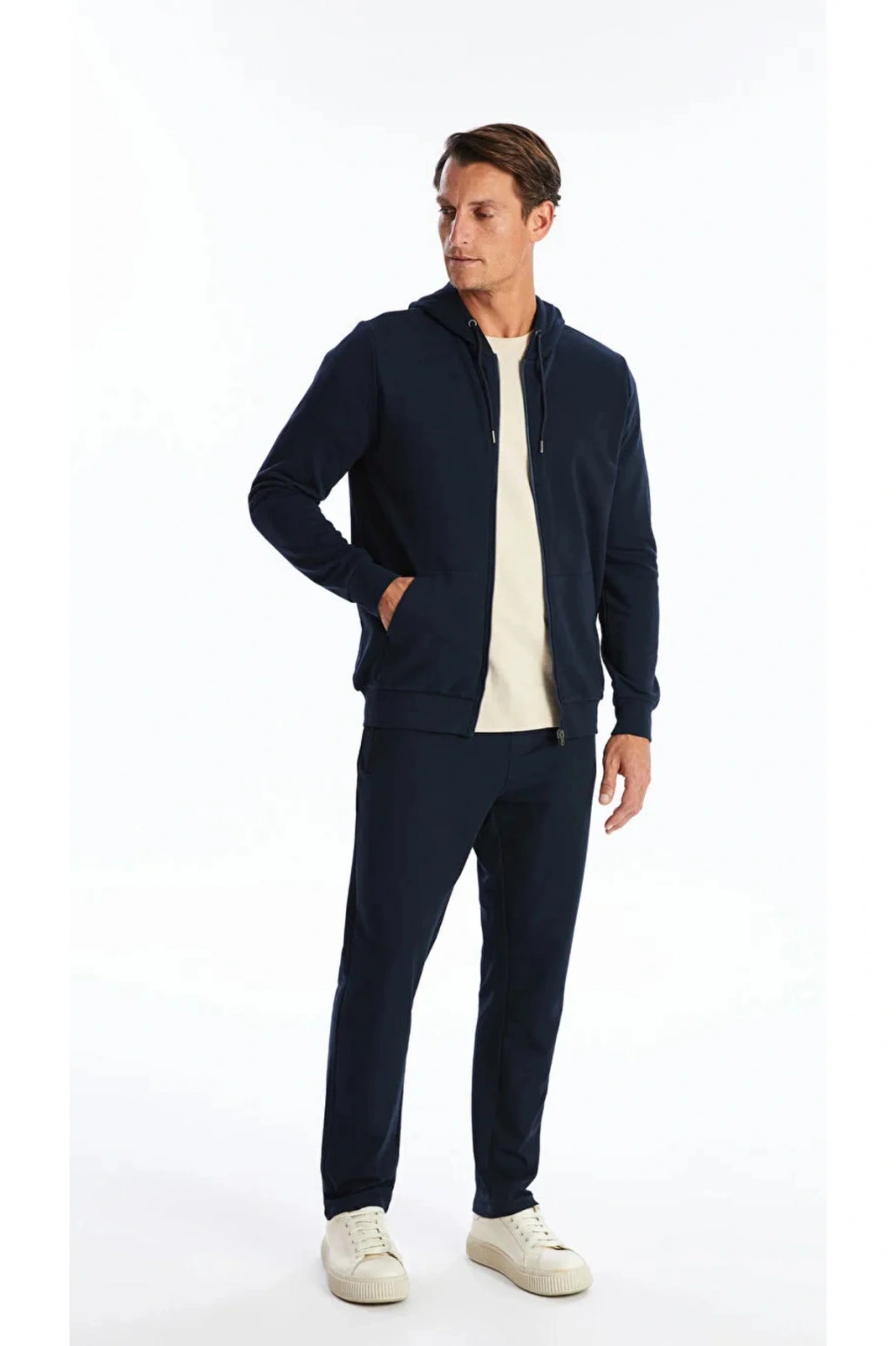 LCWAIKIKI Classic Kapüşonlu Uzun Kollu Erkek Fermuarlı Sweatshirt