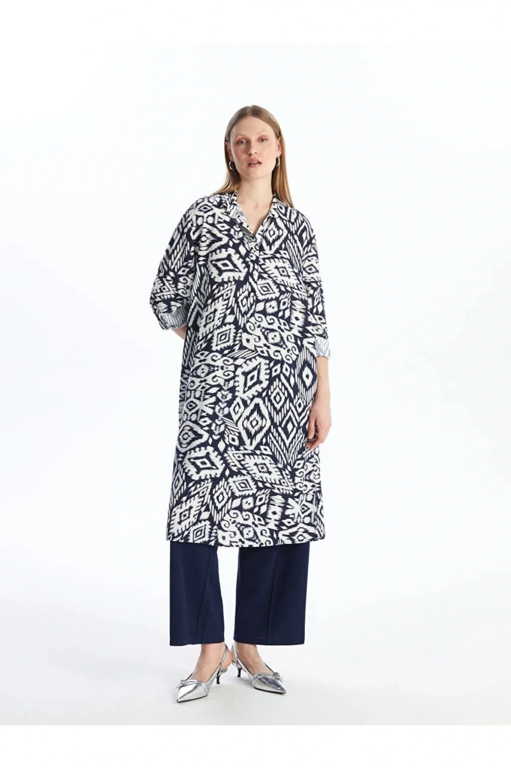 LCWAIKIKI Classic Lacivert Desenli Oversize Kadın Gömlek Tunik