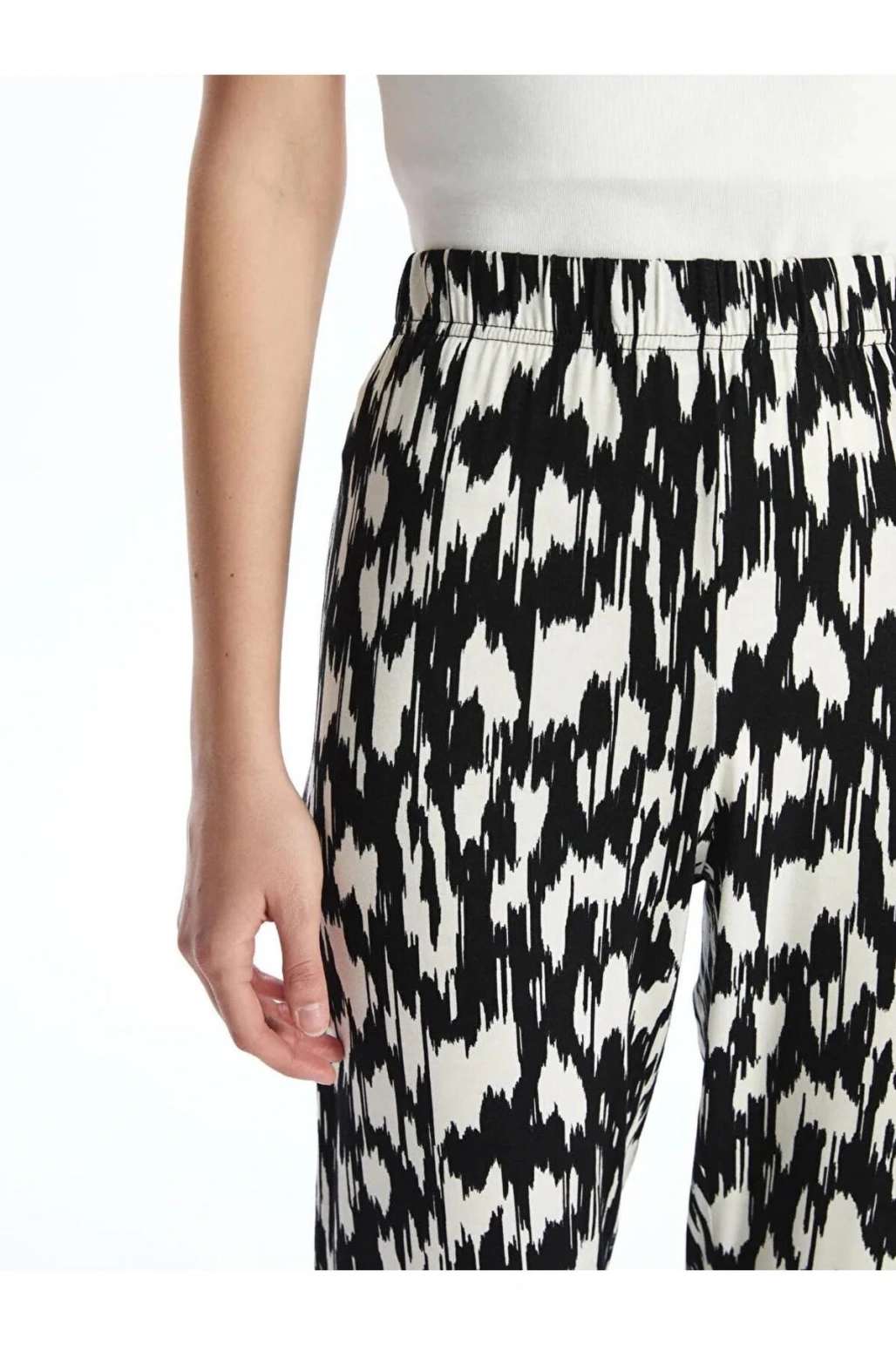 LCWAIKIKI Classic Siyah Beli Lastikli Desenli Kadın Pantolon