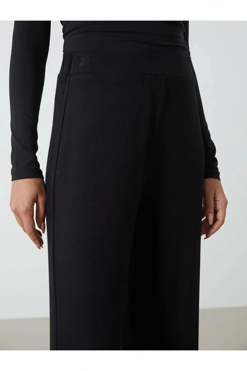 LCWAIKIKI Classic Siyah Beli Lastikli Kadın Eşofman Altı