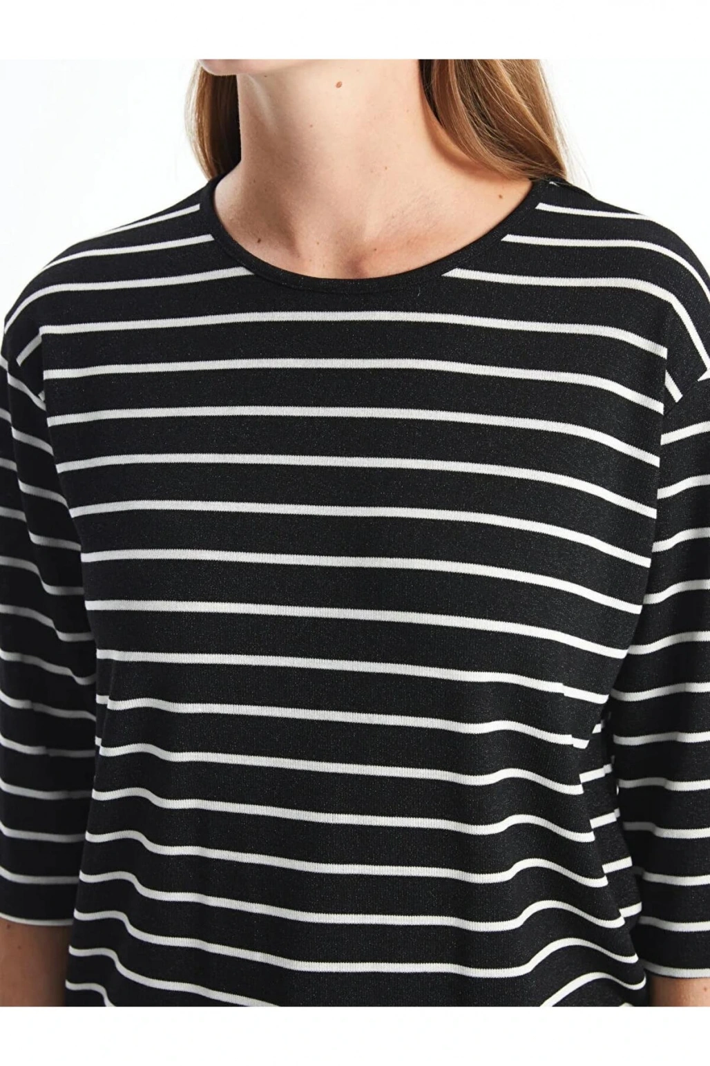 LCWAIKIKI Classic Siyah Bisiklet Yaka Çizgili Kadın Tişört
