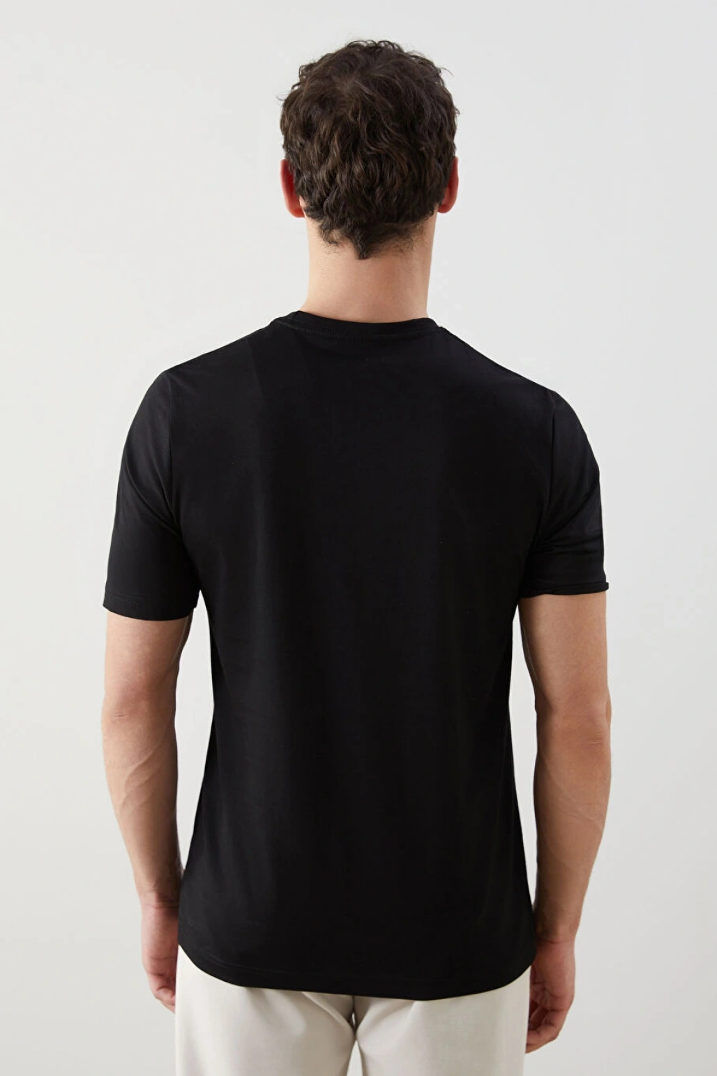 LCWAIKIKI Classic Siyah Bisiklet Yaka Penye Erkek Tişört