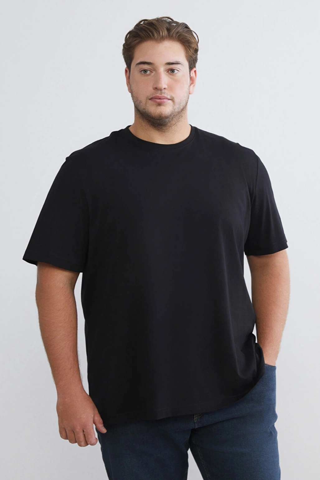 LCWAIKIKI Classic Siyah Bisiklet Yaka Penye Erkek Tişört