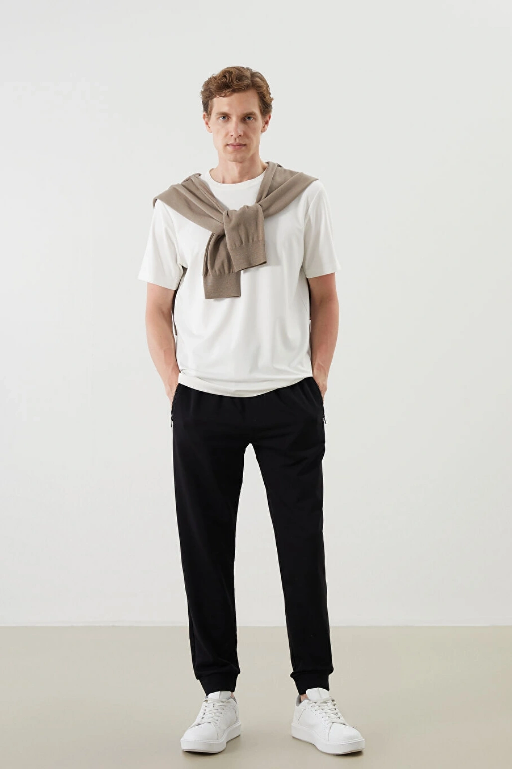 LCWAIKIKI Classic Siyah Büyük Beden Standart Kalıp Erkek Eşofman Altı