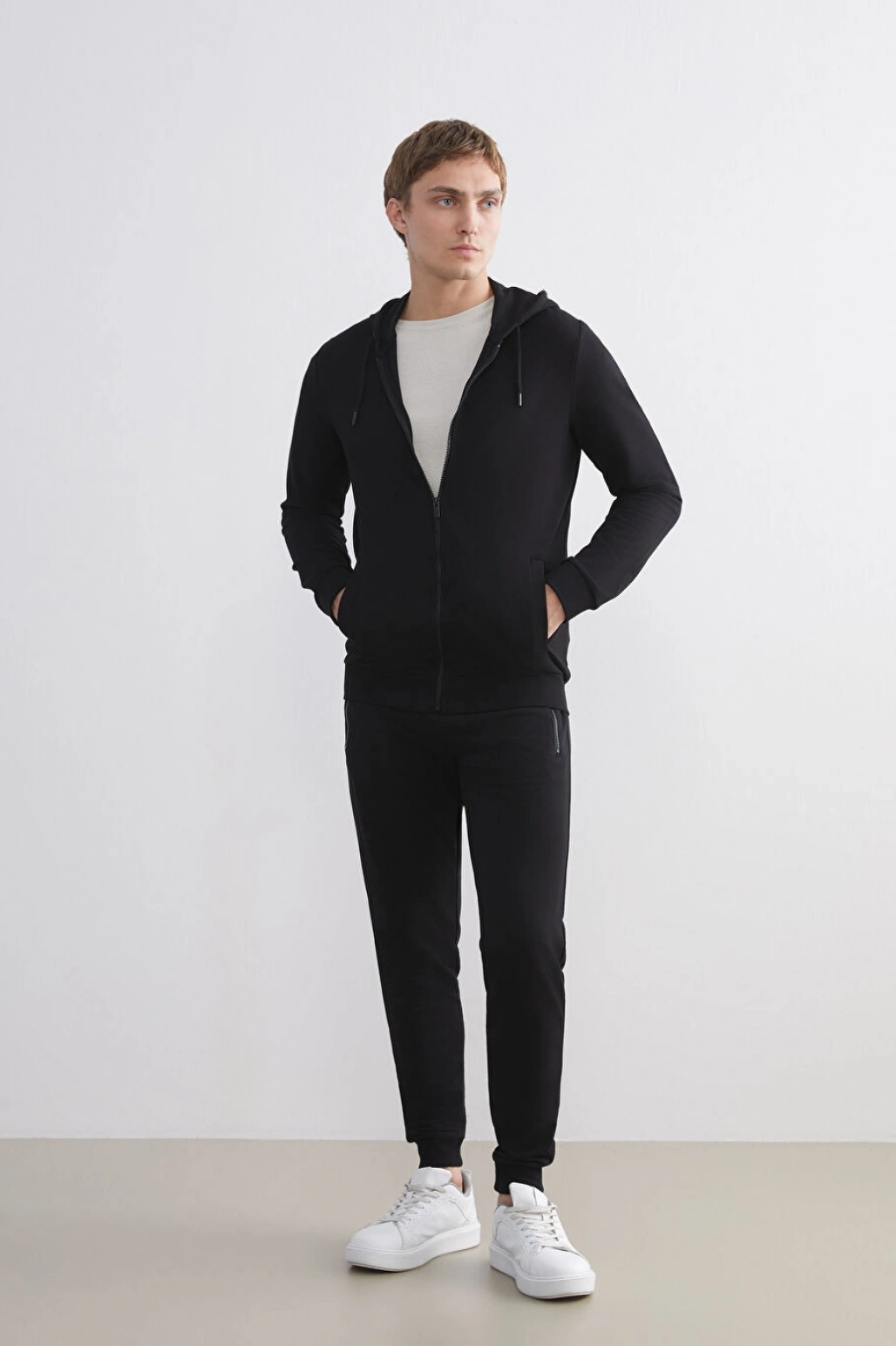 LCWAIKIKI Classic Siyah Büyük Beden Standart Kalıp Erkek Eşofman Altı