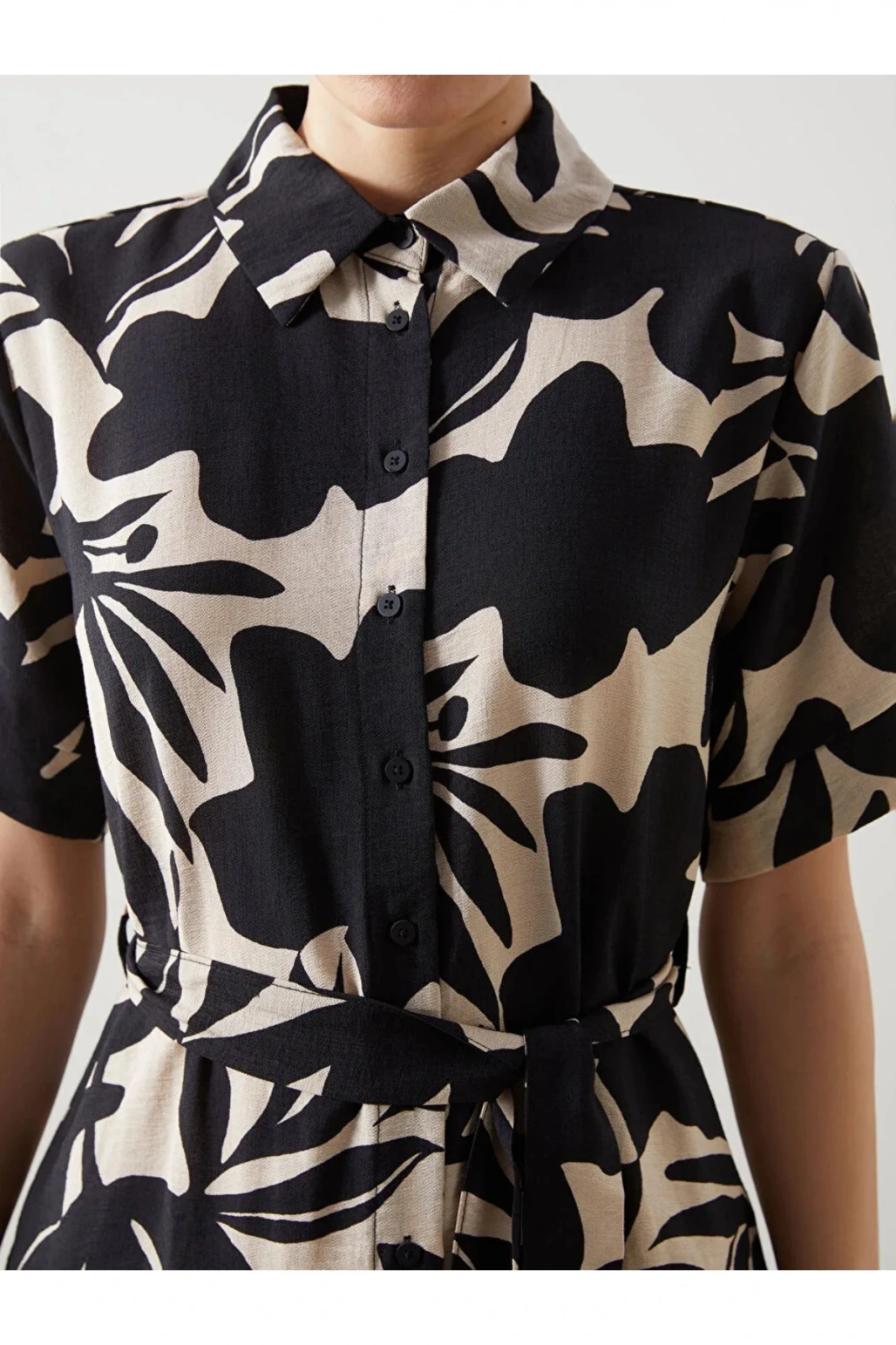 LCWAIKIKI Classic Siyah Desenli Kadın Gömlek Elbise