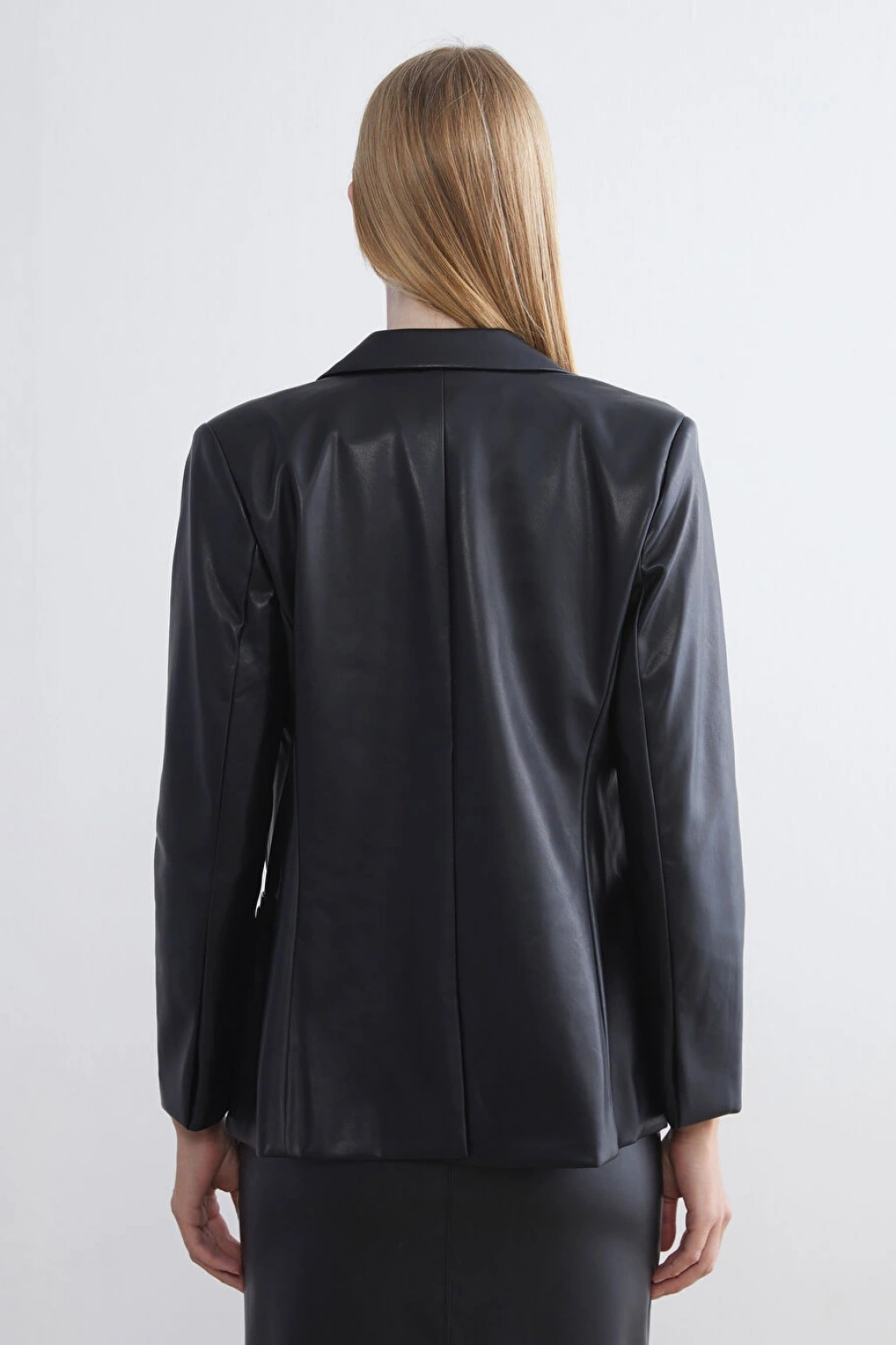 LCWAIKIKI Classic Siyah Kadın Deri Görünümlü Blazer Ceket