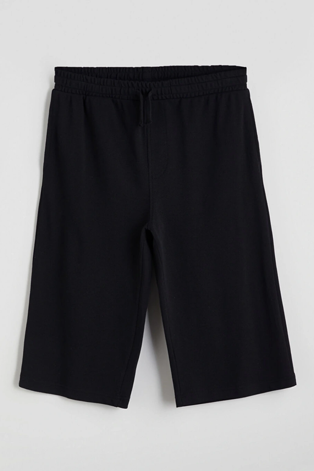 LCWAIKIKI Classic Siyah Standart Kalıp Erkek Bermuda Şort