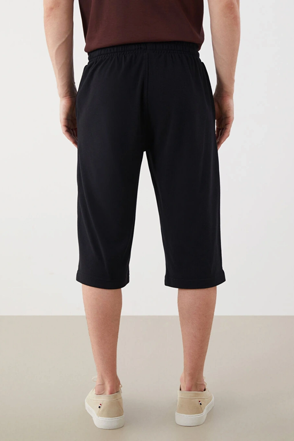 LCWAIKIKI Classic Siyah Standart Kalıp Erkek Bermuda Şort