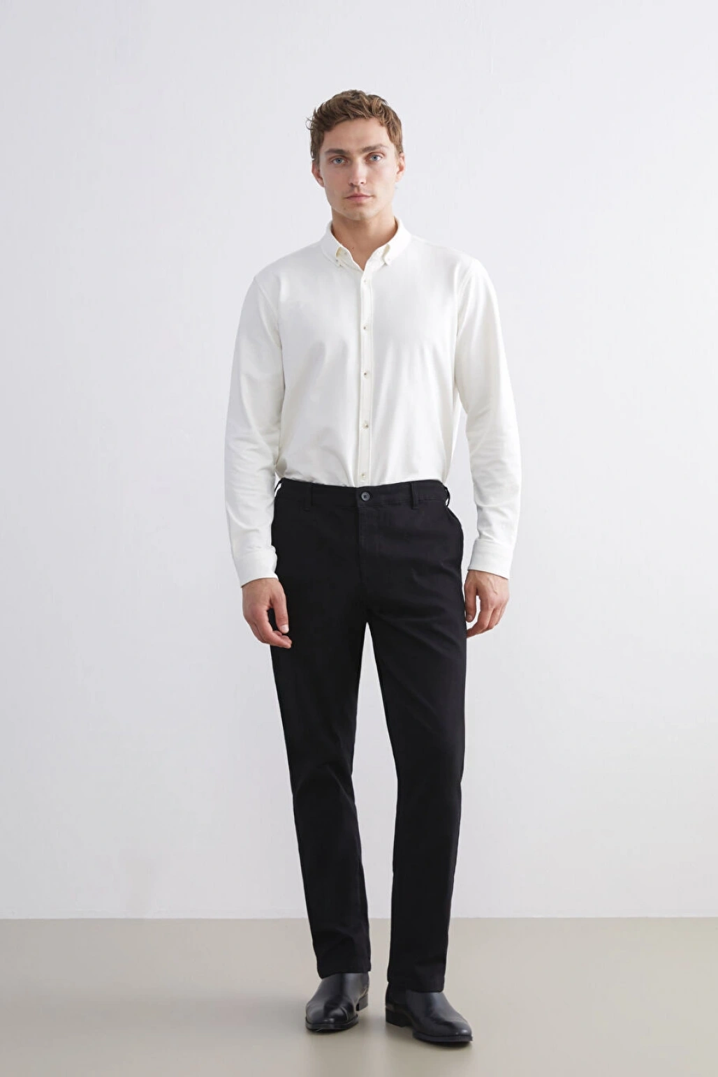 LCWAIKIKI Classic Siyah Standart Kalıp Erkek Chino Pantolon