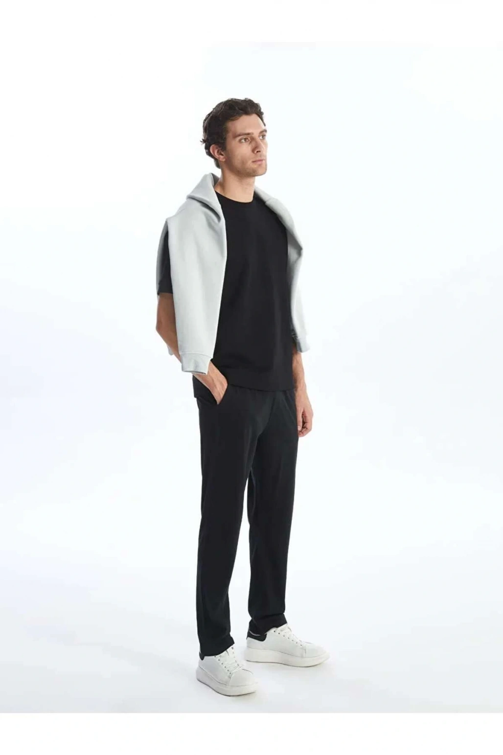 LCWAIKIKI Classic Siyah Standart Kalıp Erkek Eşofman Altı