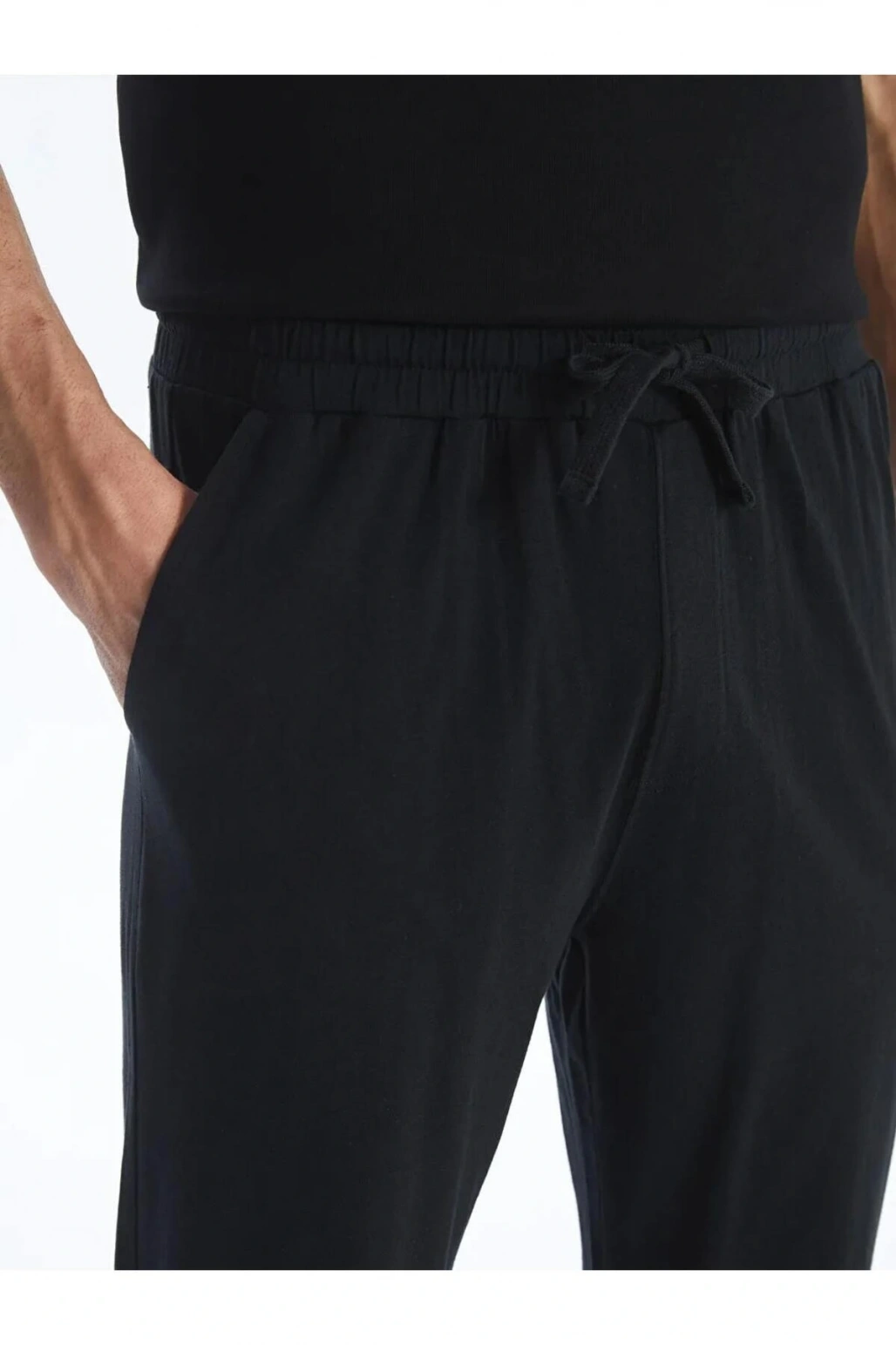 LCWAIKIKI Classic Siyah Standart Kalıp Erkek Eşofman Altı