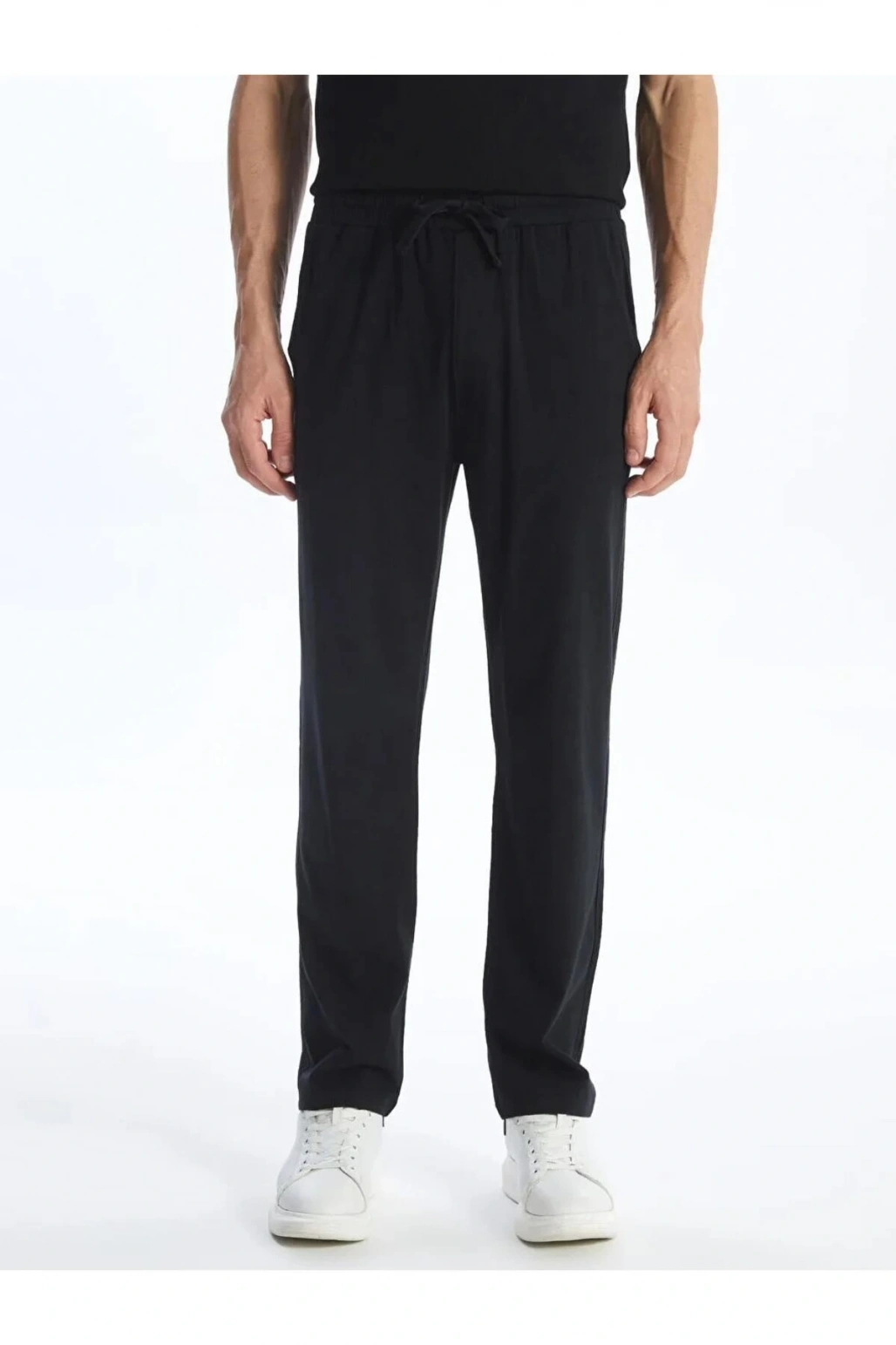 LCWAIKIKI Classic Siyah Standart Kalıp Erkek Eşofman Altı