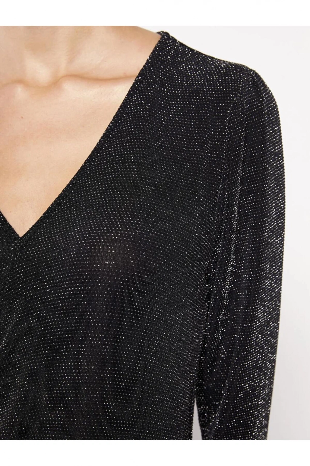 LCWAIKIKI Classic Siyah V Yaka Parlak Görünümlü Uzun Kollu Kadın Elbise