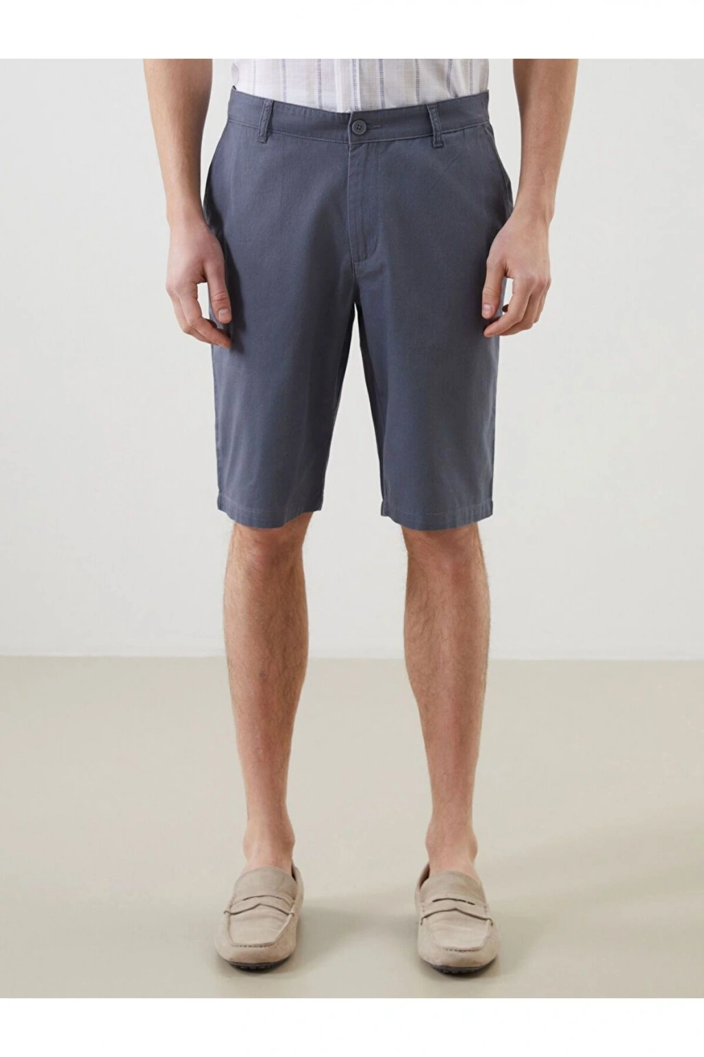 LCWAIKIKI Classic Standart Kalıp Gabardin Erkek Şort