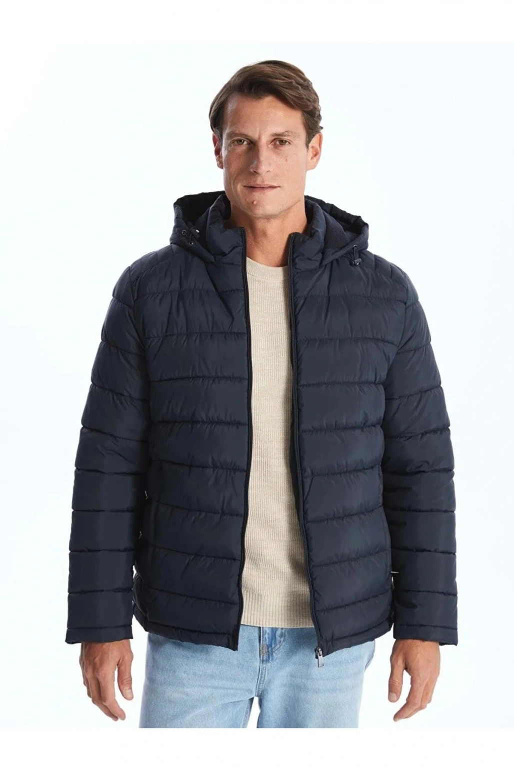 LCWAIKIKI Classic  Standart Kalıp Kapüşonlu Erkek Şişme Mont