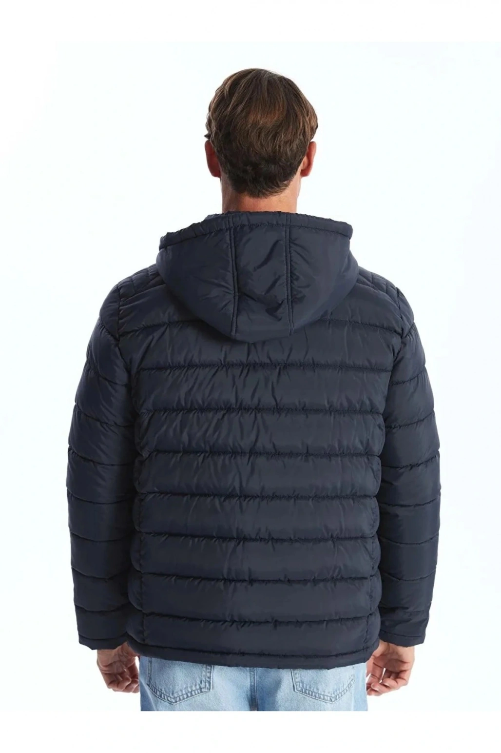 LCWAIKIKI Classic  Standart Kalıp Kapüşonlu Erkek Şişme Mont