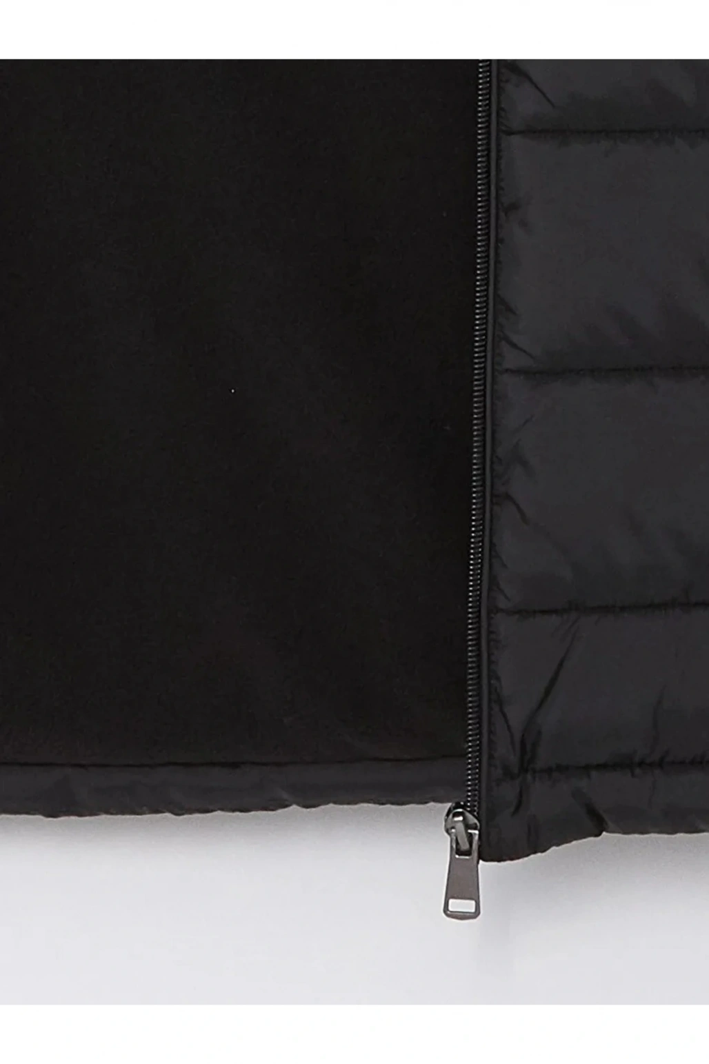 LCWAIKIKI Classic  Standart Kalıp Kapüşonlu Erkek Şişme Mont