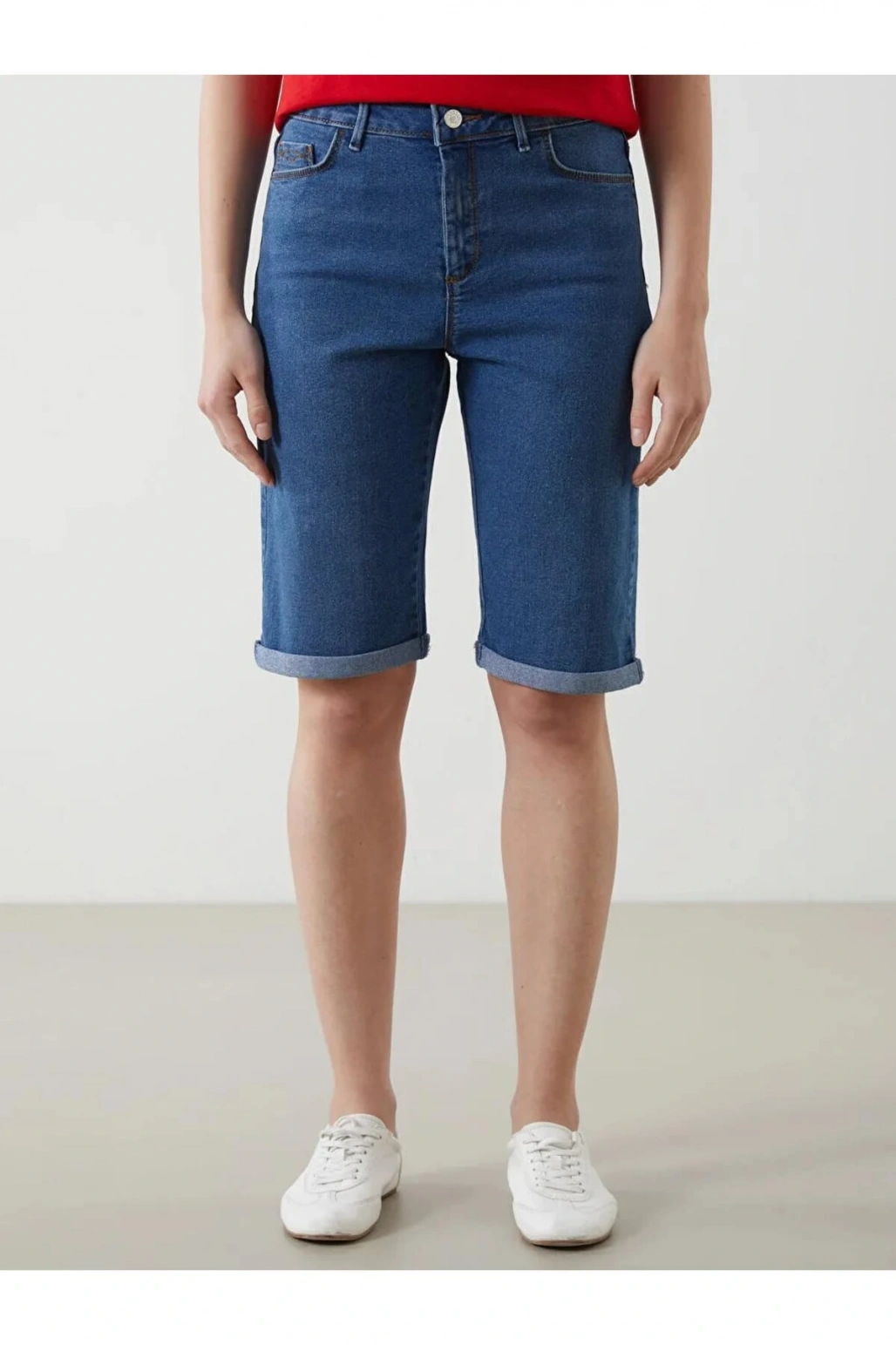 LCWAIKIKI ClassicIndigo Dar Fit Kadın Jean Şort