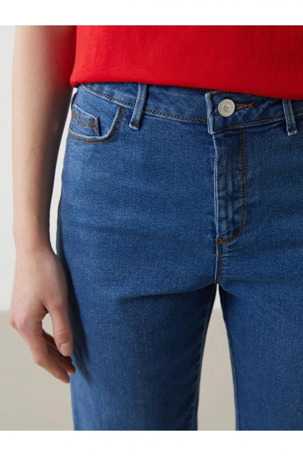 LCWAIKIKI ClassicIndigo Dar Fit Kadın Jean Şort