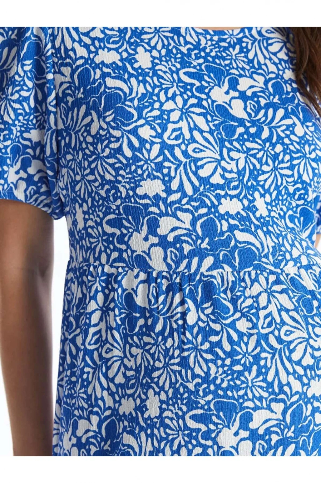 LCWAIKIKI Maternity Mavi Bisiklet Yaka Çiçekli Kısa Kollu Hamile Elbise