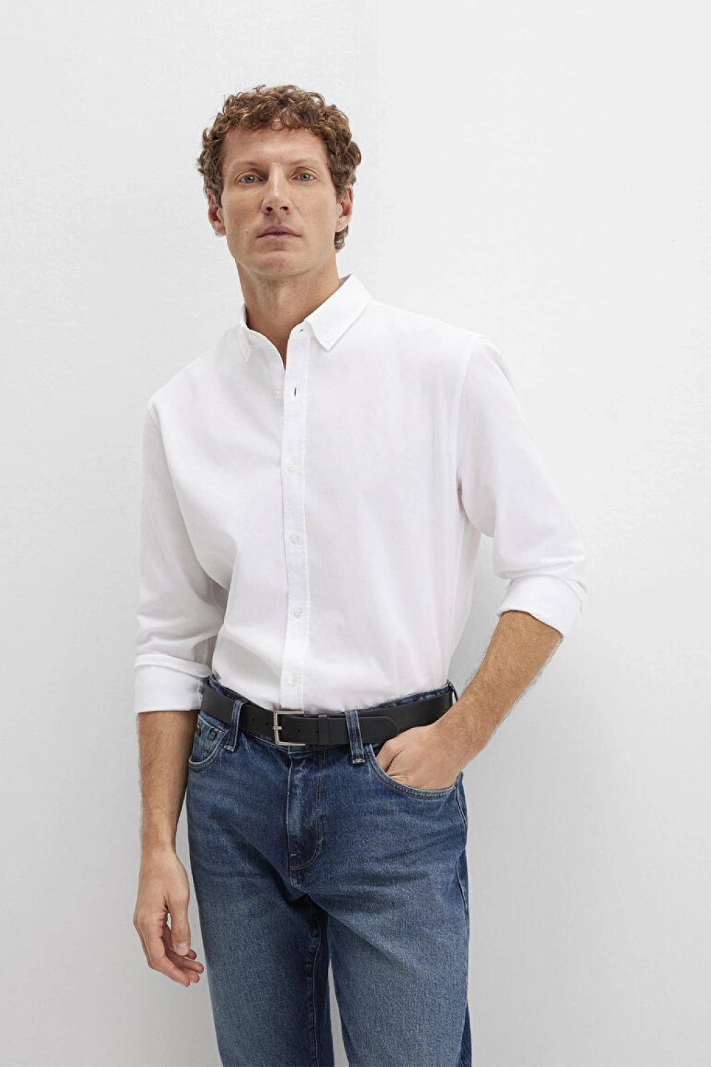 M Logo Nakışlı Beyaz Gömlek