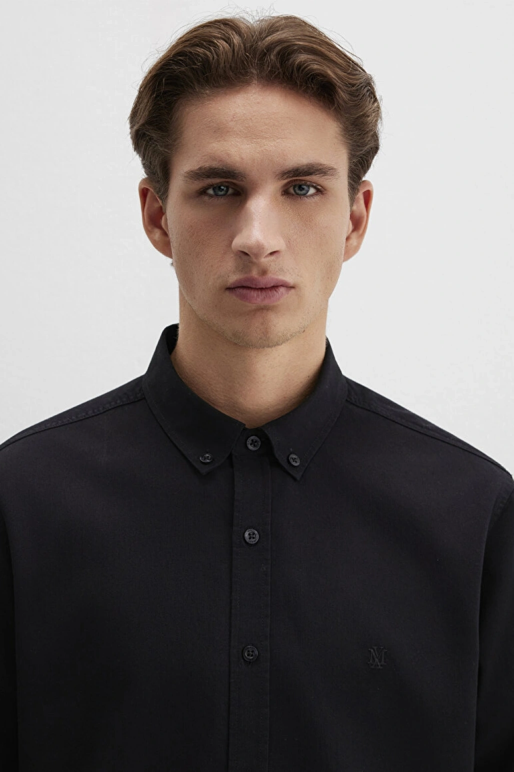 M Logo Nakışlı Siyah Gömlek