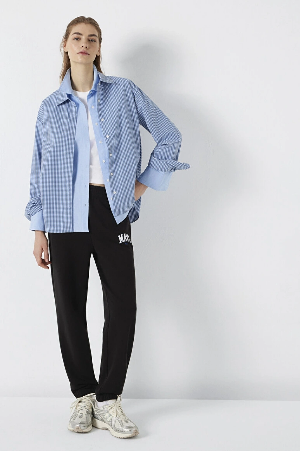 Mavi Logo Baskılı Siyah Eşofman Altı