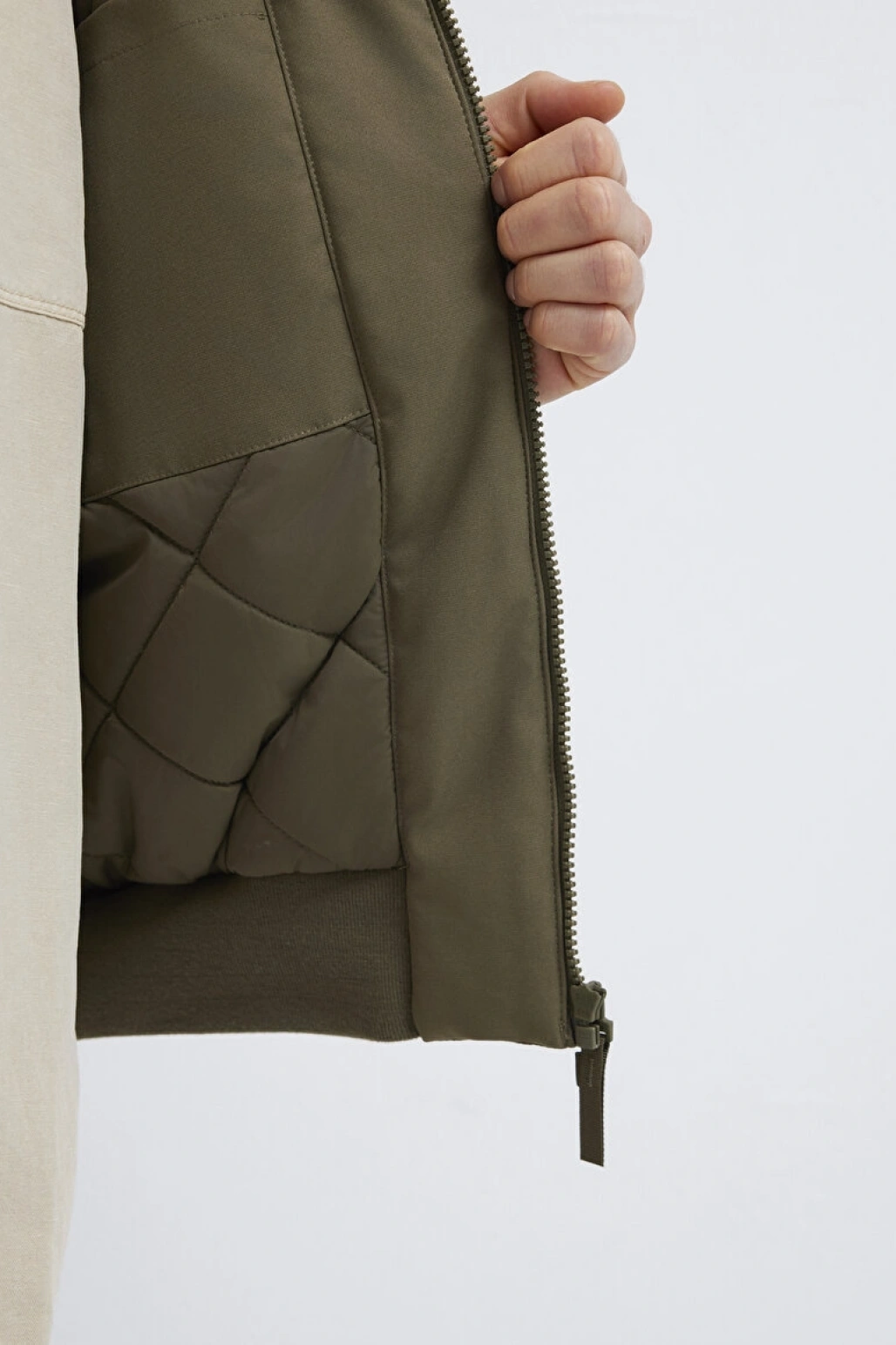 Mavi Nakışlı Yeşil Ceket