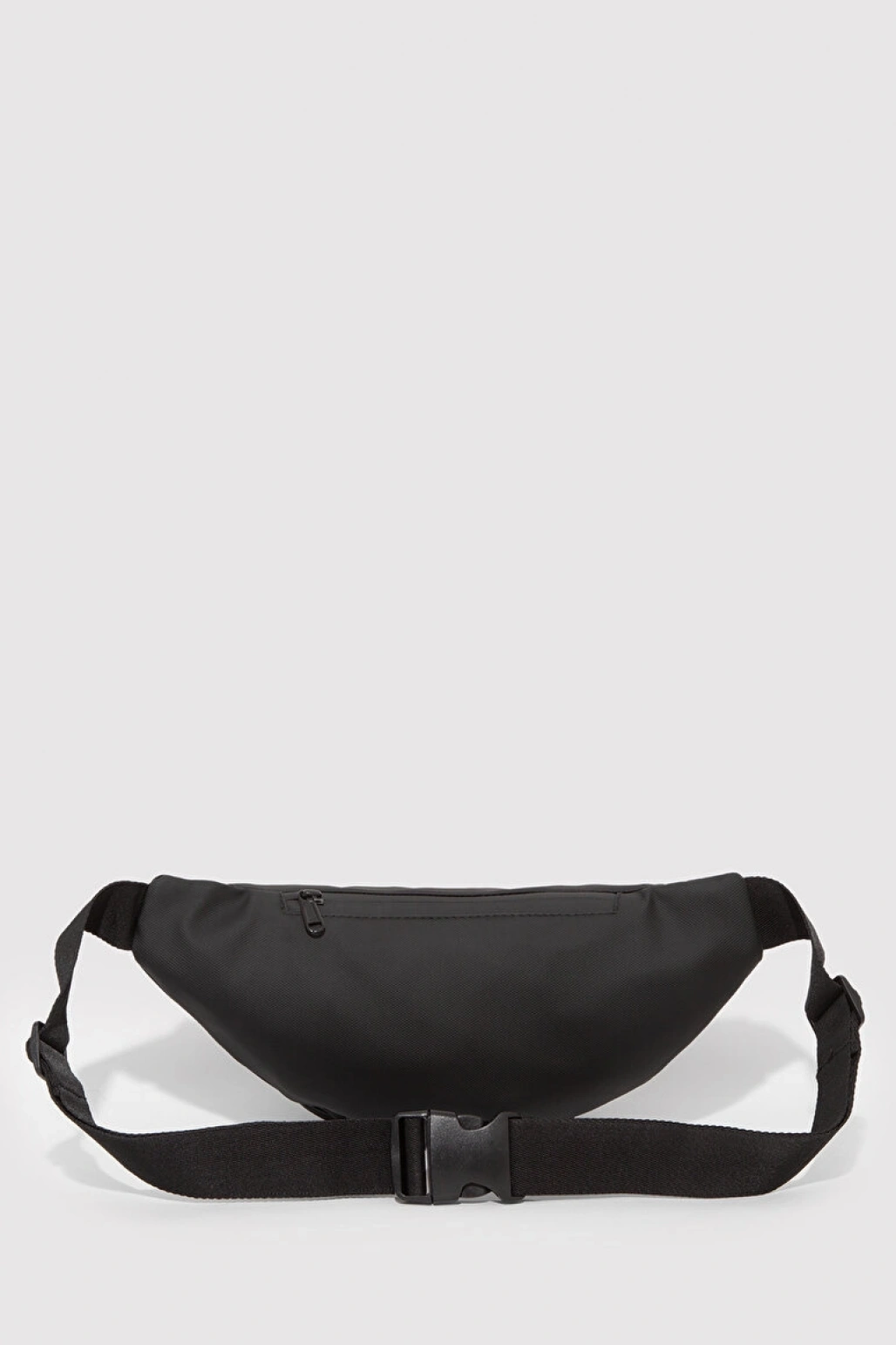 Mavi Pro Detaylı Siyah Bel Çantası