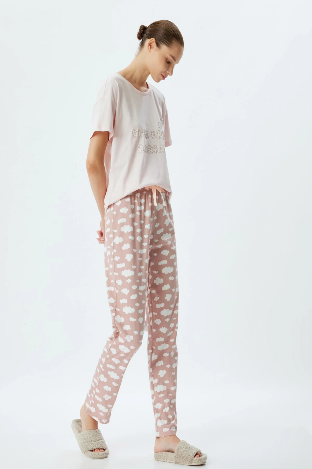 Örgü Pijama Takımı Bulut Baskılı Pamuklu Rahat Kalıp