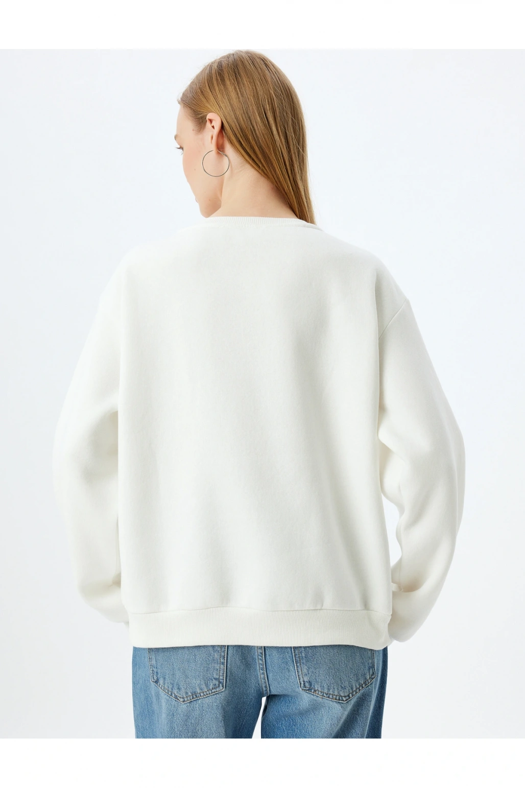 Oversize Sweatshirt Bisiklet Yaka Kolej İşlemeli Şardonlu