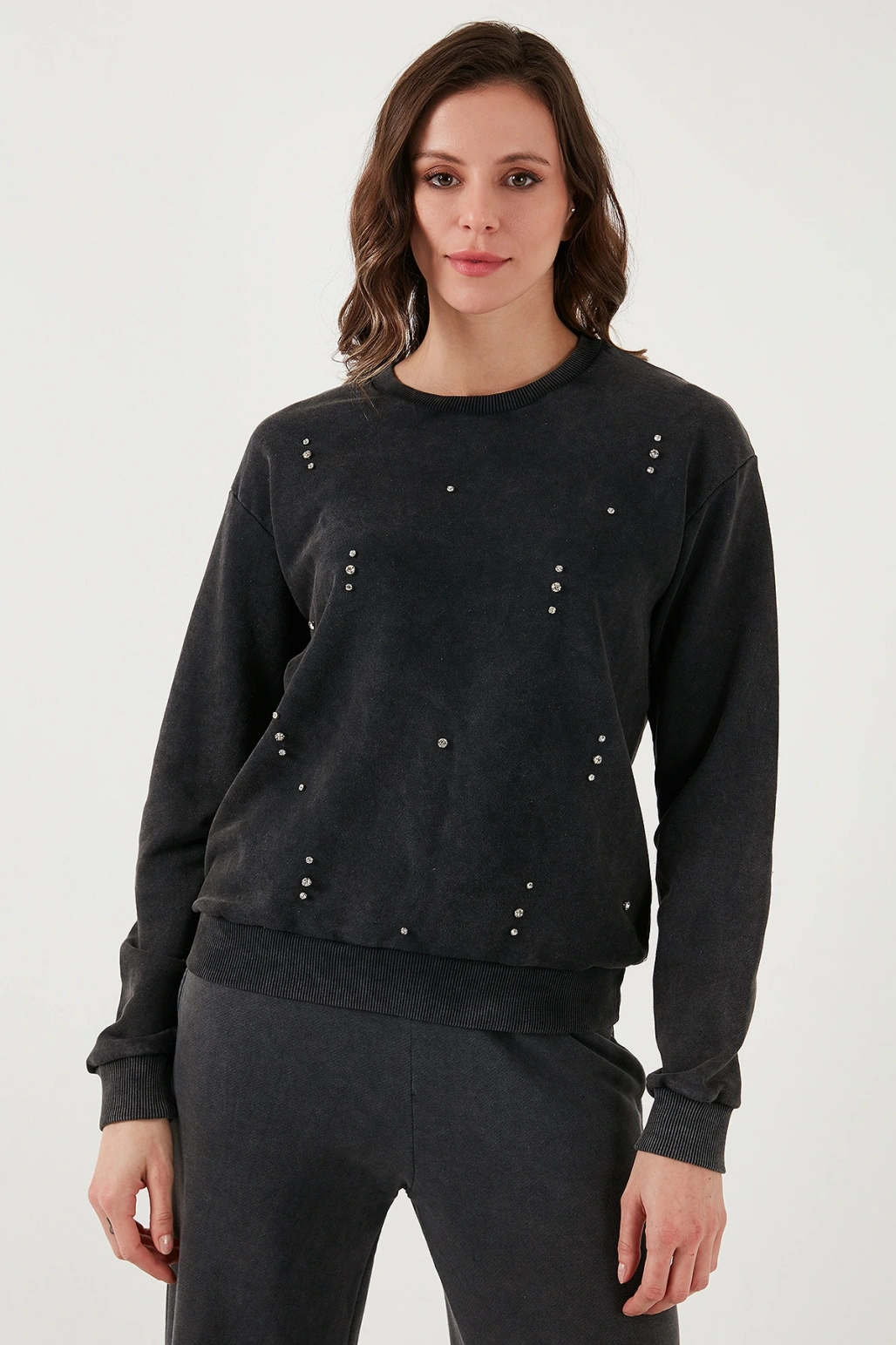 Pamuk Karışımlı Regular Fit Bisiklet Yaka Taşlı Sweat  SWEAT 24K0218K1