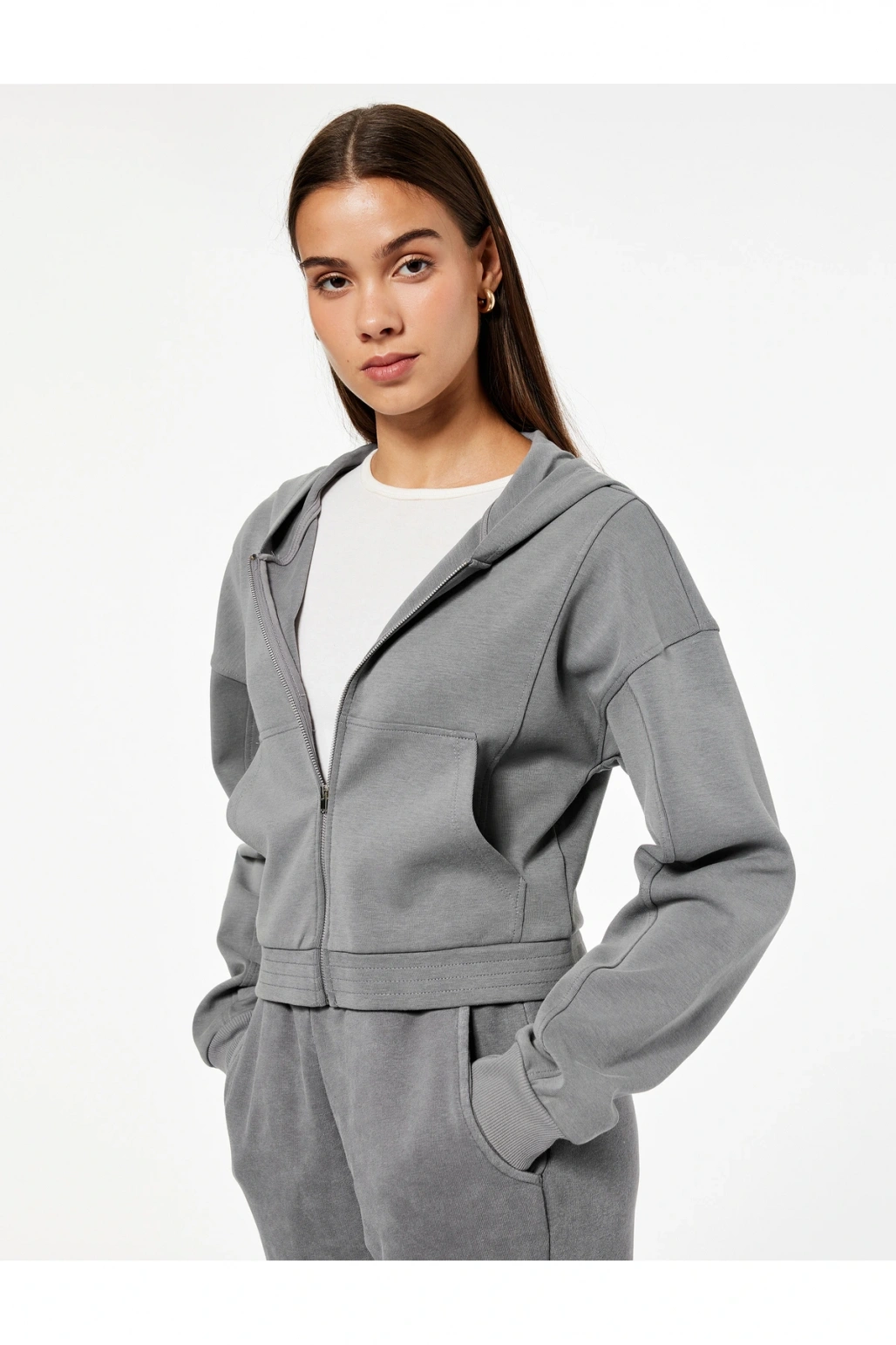 Rahat Kalıp Kanguru Cepli Fermuarlı Yıkamalı Kapüşonlu Crop Sweatshirt