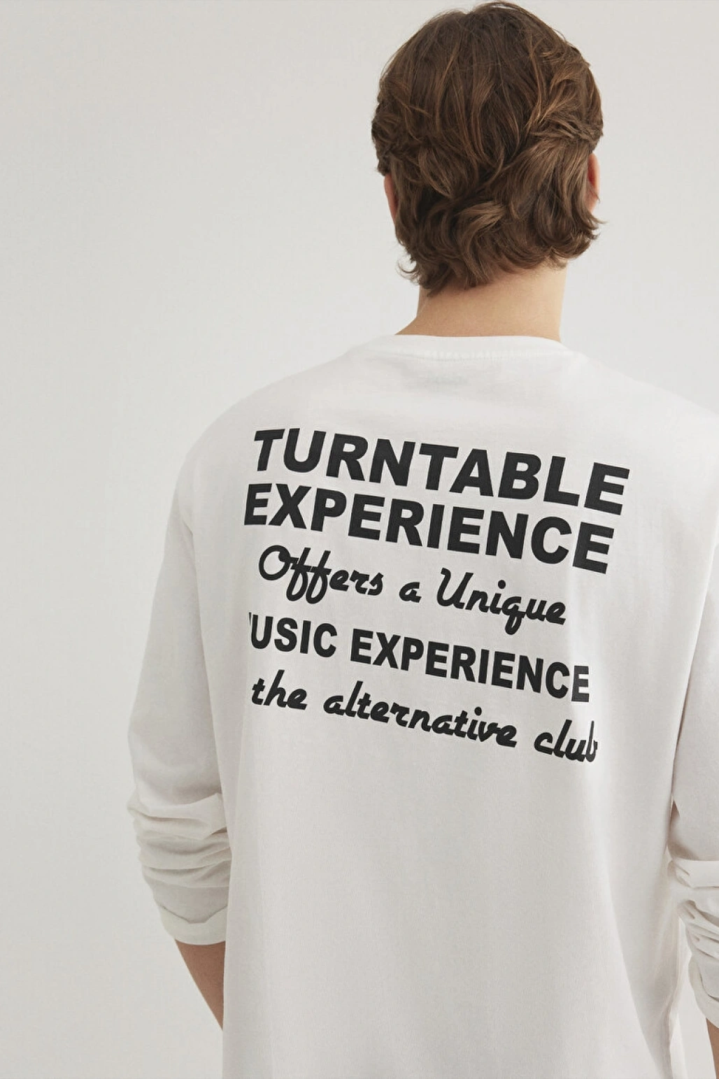 Sırt Baskılı Beyaz Tişört